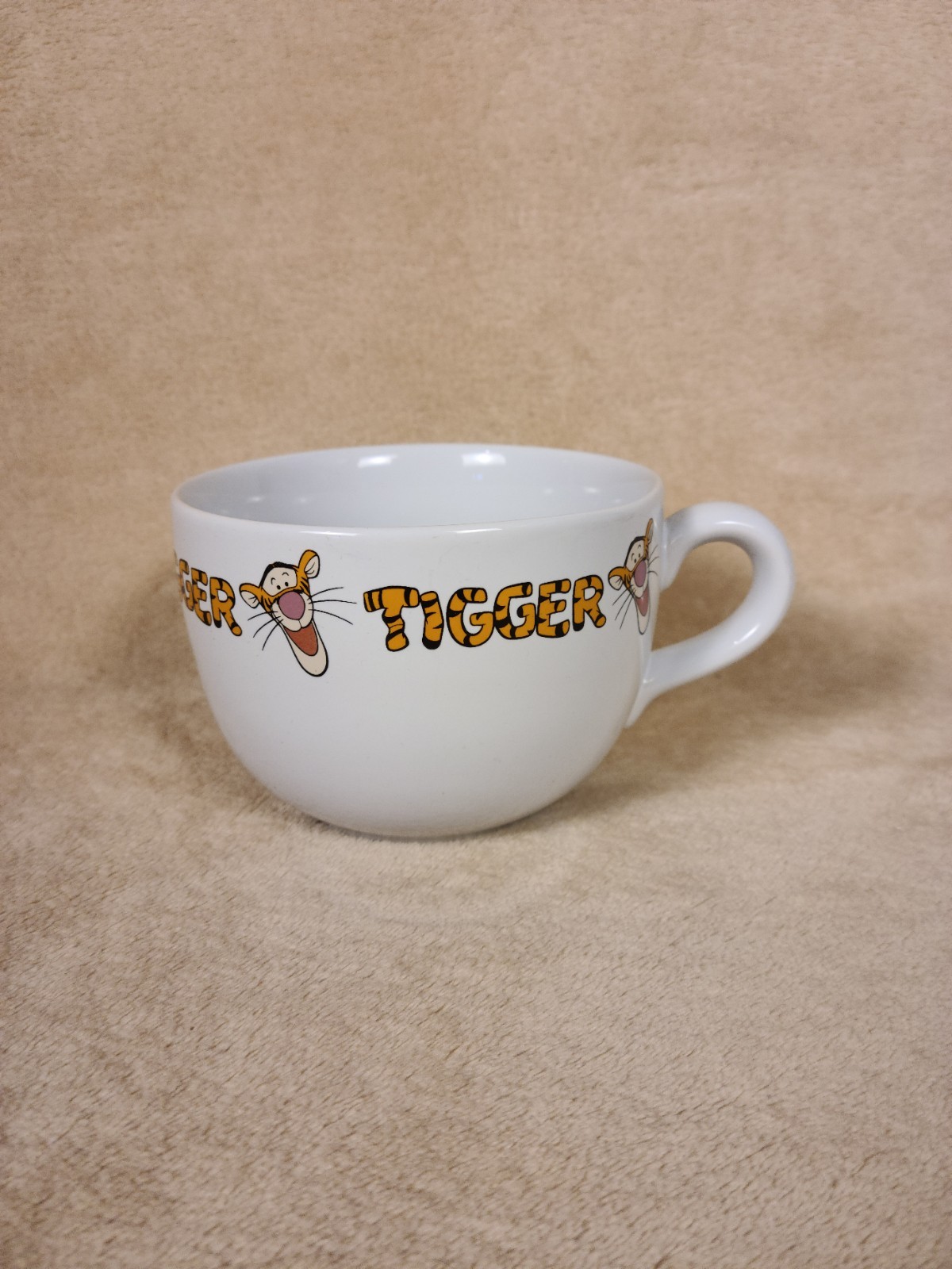 Walt Disney World Over Sized Tigger Mug