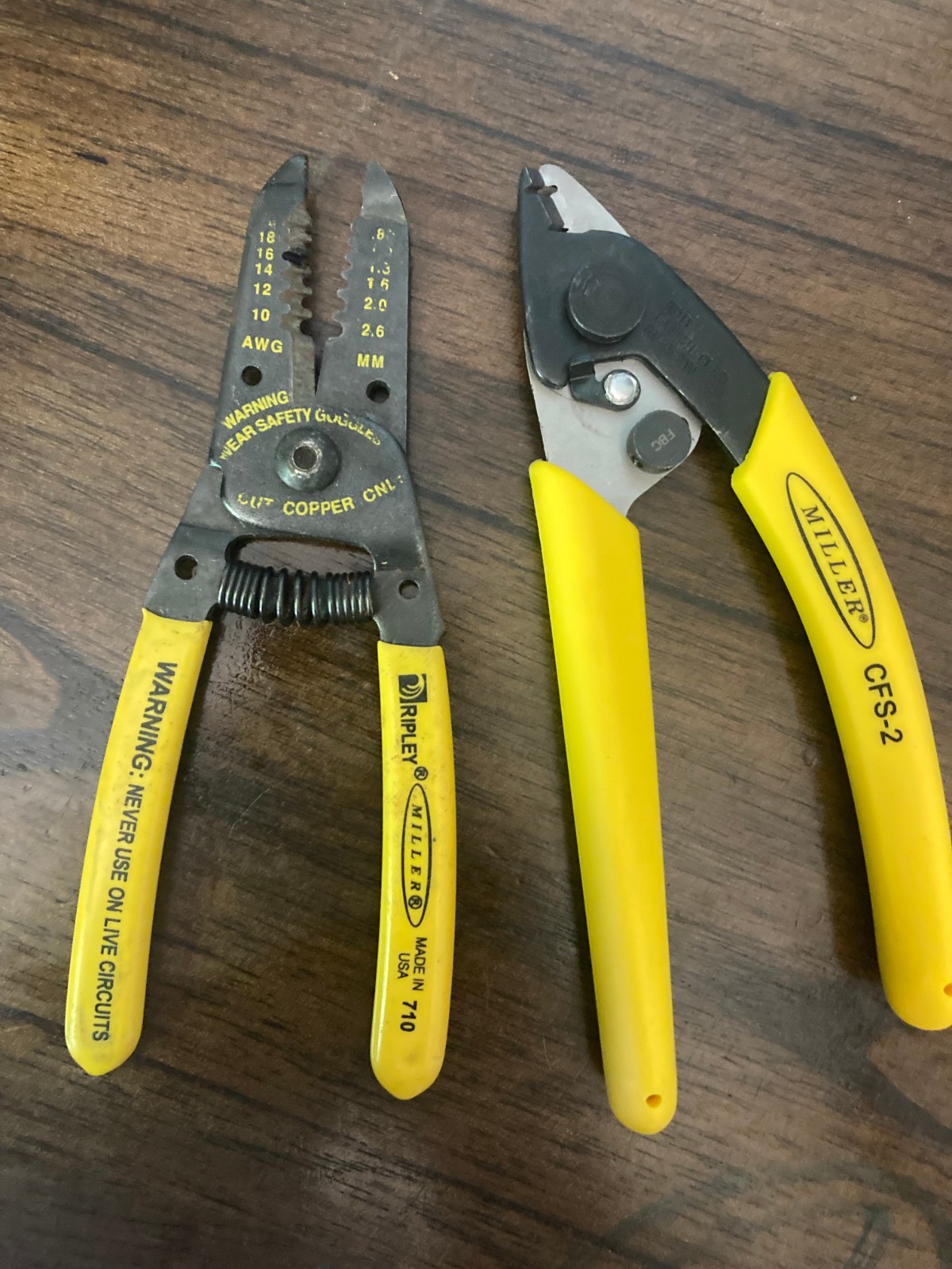 2 Yellow Millers CFS-2 and 710 Fiber Optic Stripper with Yellow Handles RIPLEY