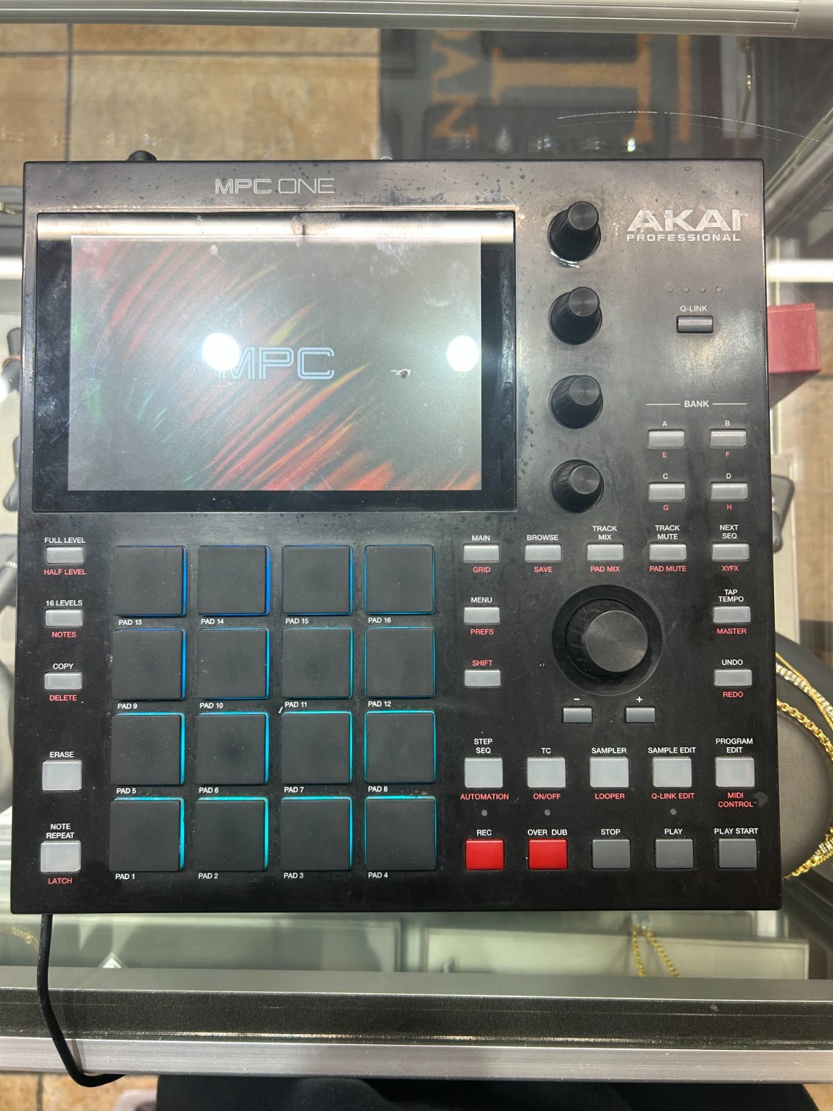 Akai Professional MPC ONE Standalone Music Production Center