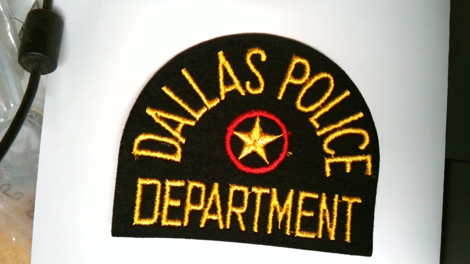 PATCH OLDER SEW ON DALLAS POLICE DEPARTMENT VERY OLD CRUDELY MADE GOLD STAR