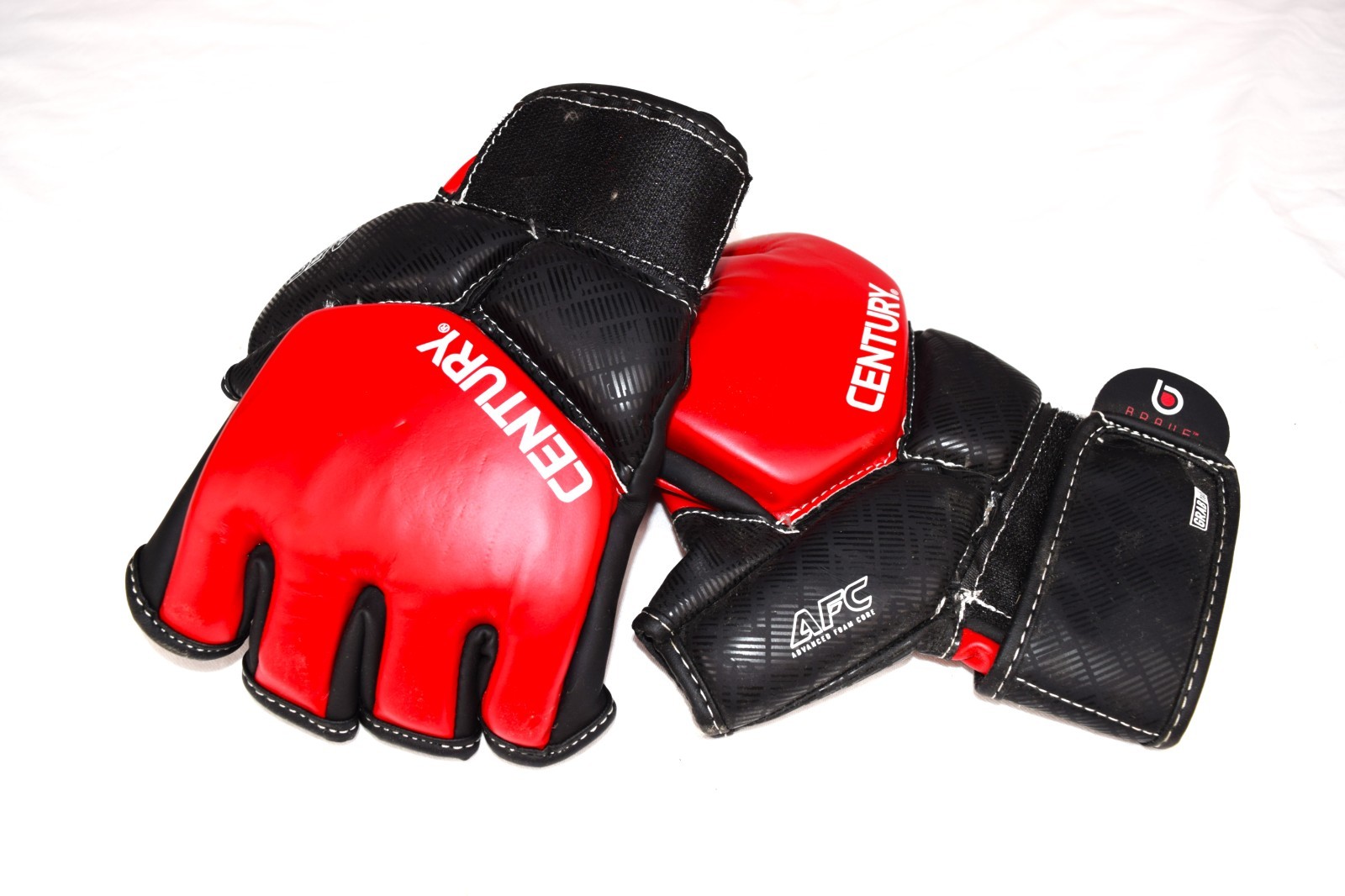 Century Brave MMA Competition Gloves Martial Arts Open Palm Red Black Size L/XL
