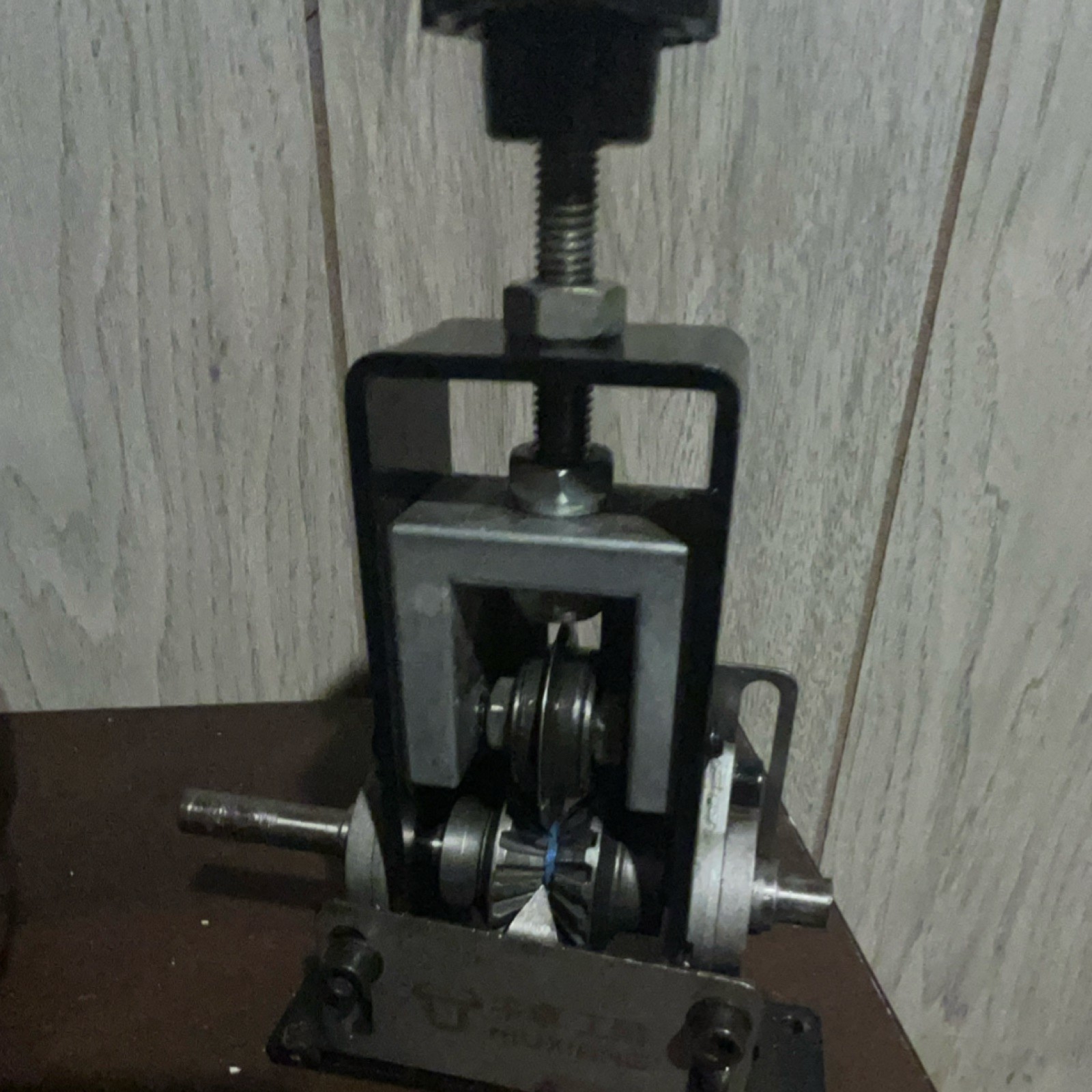 Manual Wire Stripping Machine Metal Tool for Cable Removal and Stripping