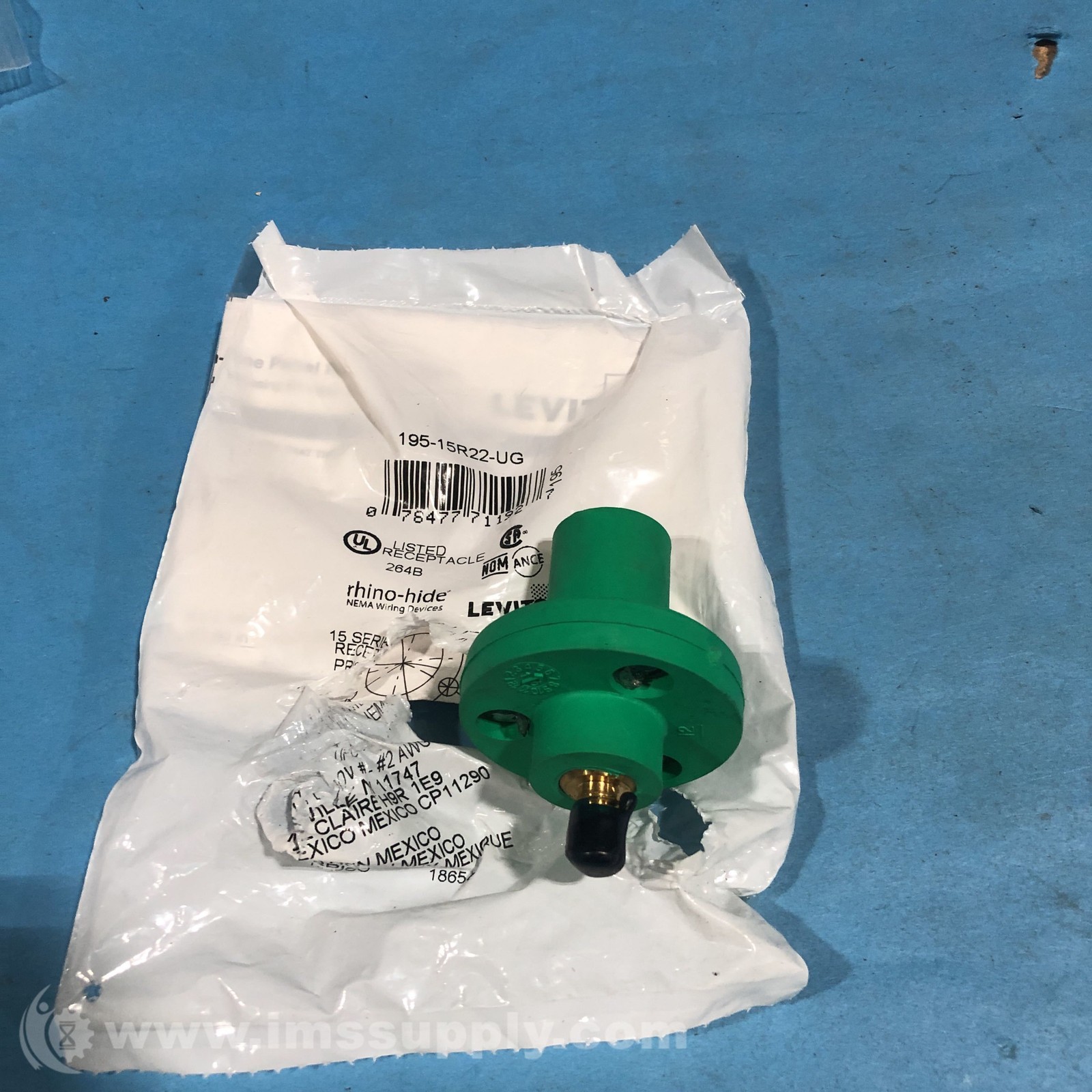 Leviton 195-15R22-UG Female Panel Receptacle FNOB