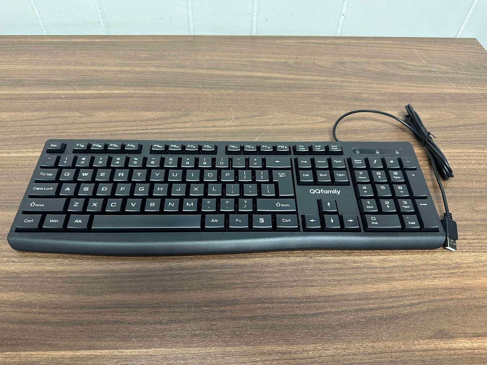 QQfamily QQT 500 USB Wired Black Keyboard Very Good