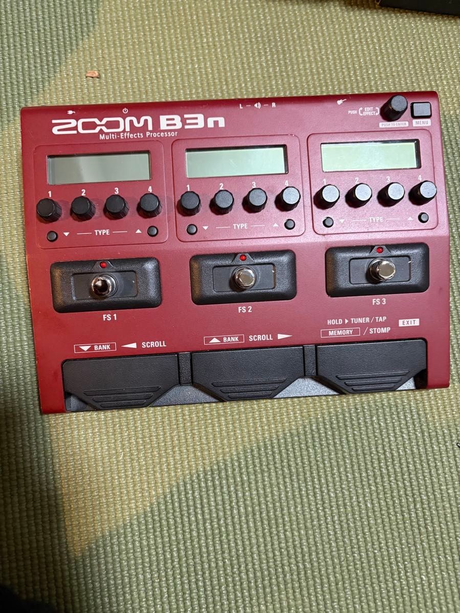 Zoom B3N Multi-Effects Processor for Bass Effect Pedal #0001