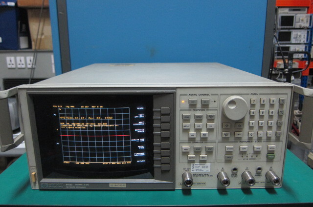 HP/Agilent 8753C Network Analyzer, 300 kHz to 3 GHz, with option 002,010