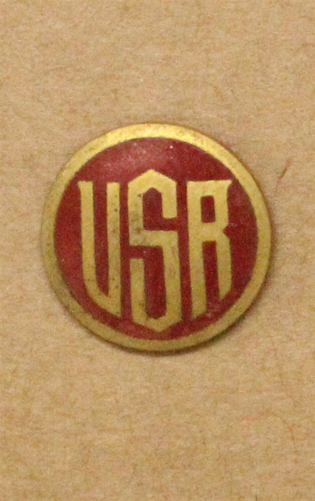 Army Reserve lapel pin, pre WWII, medium red (3183)