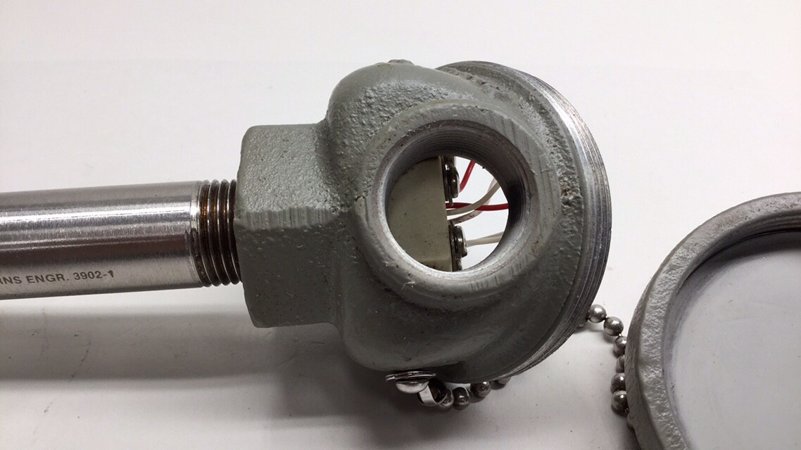 Burns Engineering 3902-1 & K113 Used Temperature Probe and Enclosure