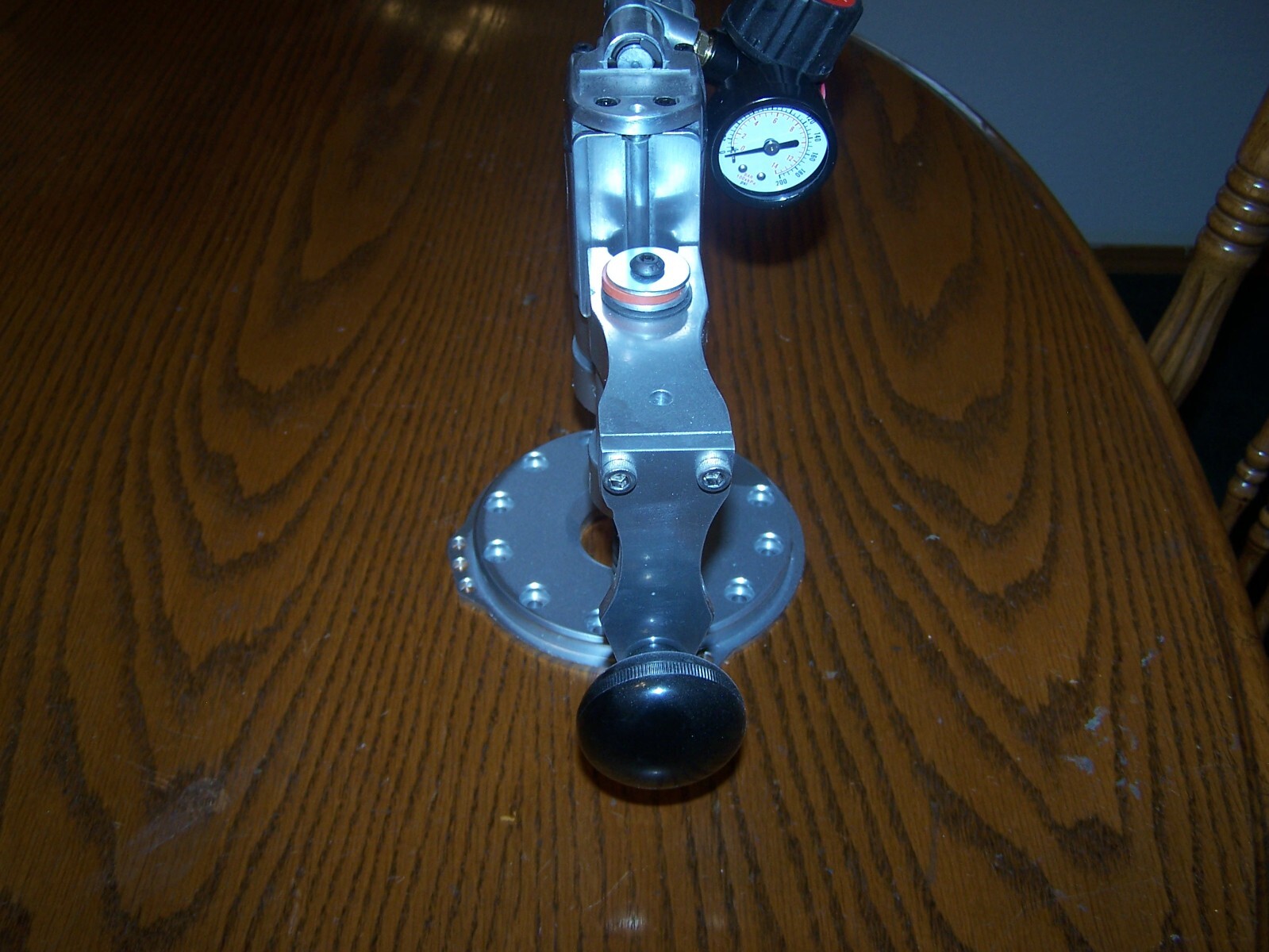 Air Operated  Power Draw Bar for Bridgeport & Import mills comes with air gauge