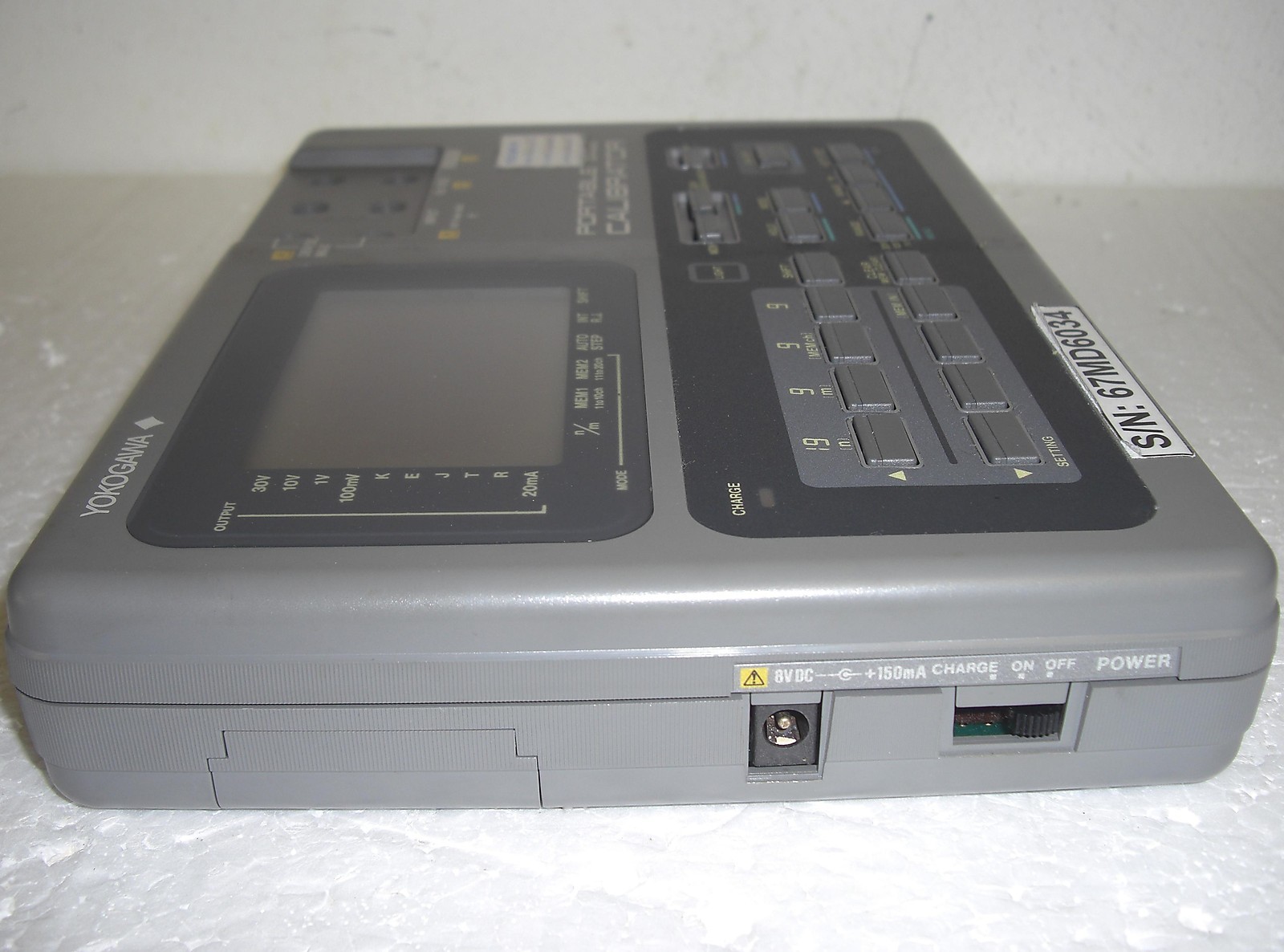 Yokogawa portable 2422 calibrator
