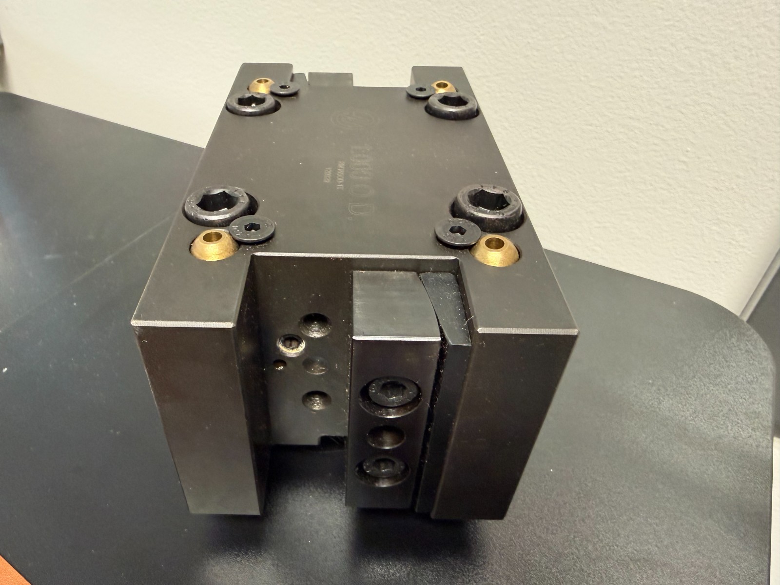 Haas BMT65 1" OD Static Tool Holder – BMT65OD-1T