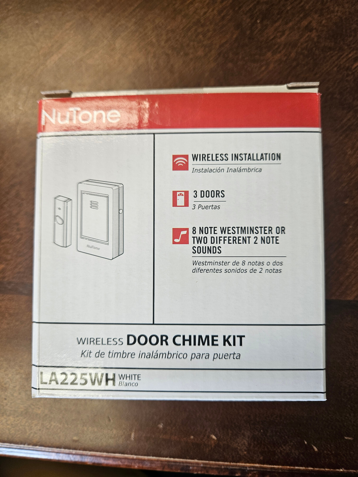 Nutone LA225WH Wireless Door Chime Kit   NEW IN BOX 
