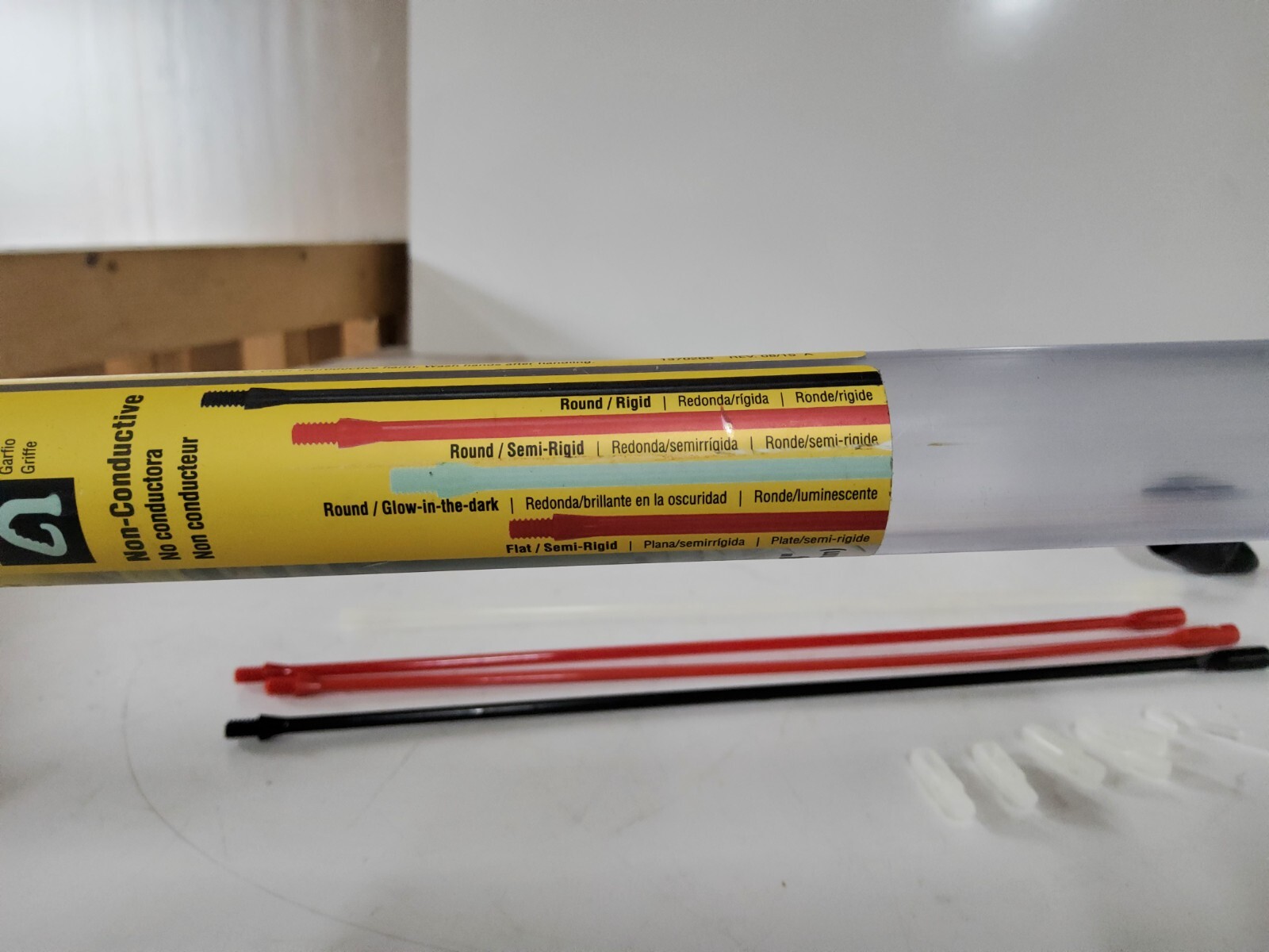 Klein Tools SRS56038 Polymer Fish Rod Set Glow-in-The-Dark