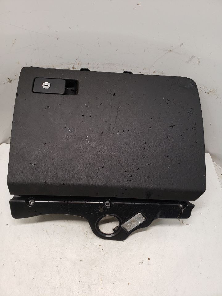 PASSAT    2008 Glove Box 1433780