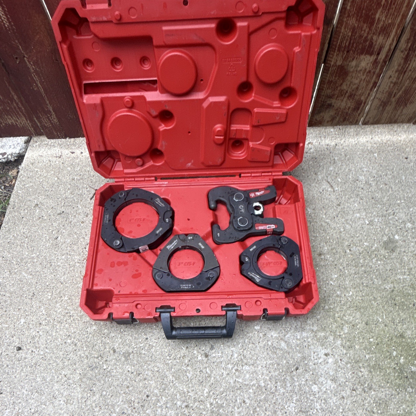 Milwaukee M18 Copper Press mega set 2.5” to 4”