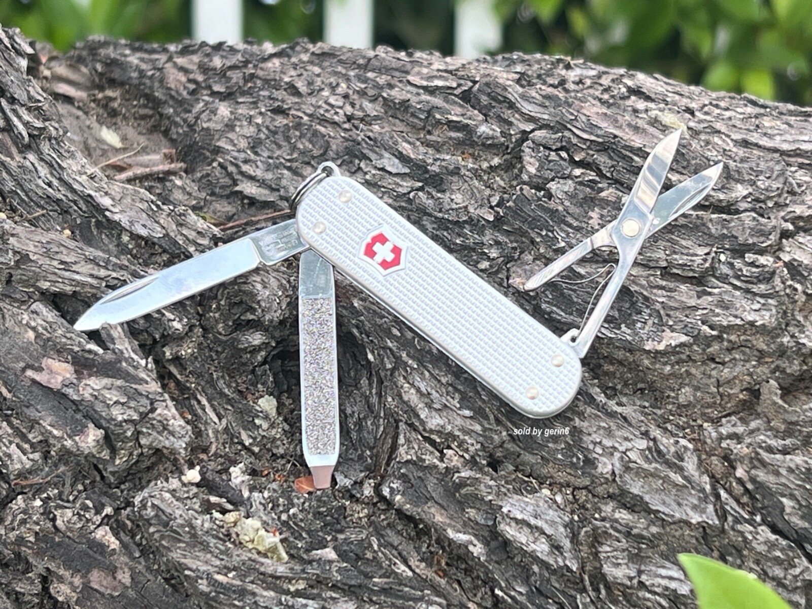 Swiss Army Knife, Classic SD Silver Alox, Victorinox 0.6221.26, New With Pouch