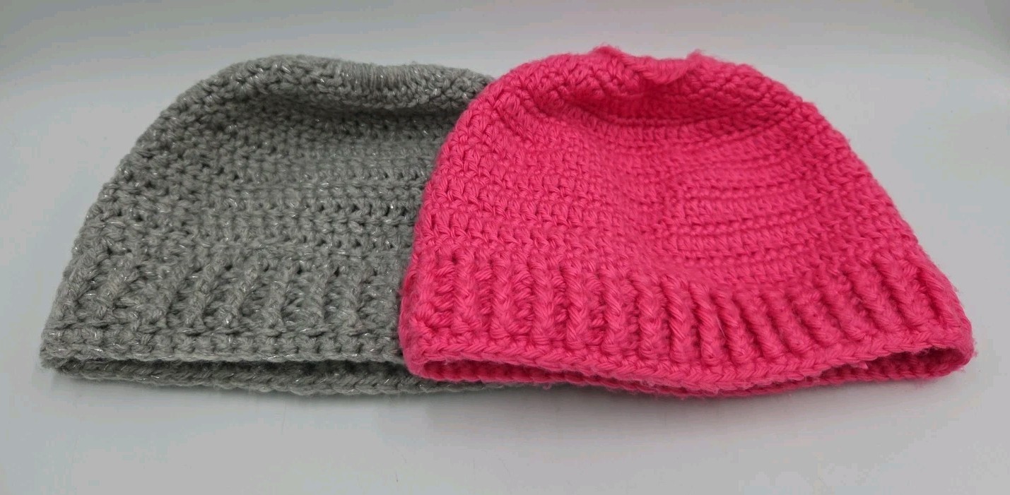 Crocheted Child Adult NEW 2 Pc Gray Shimmer & Pink Ponytail Beanie Hats