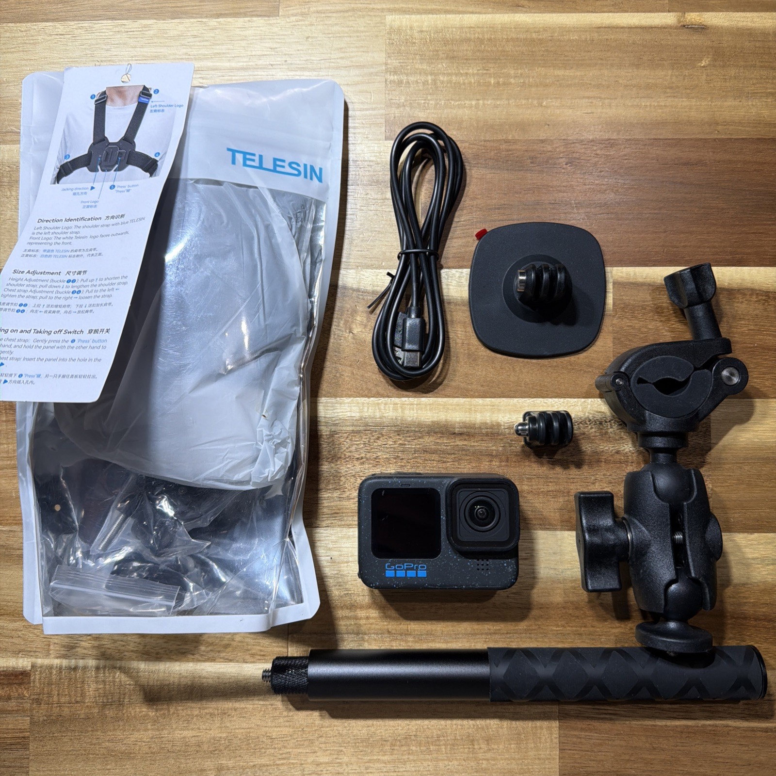 GoPro Hero12 Black Hero 12 + Extras (24)