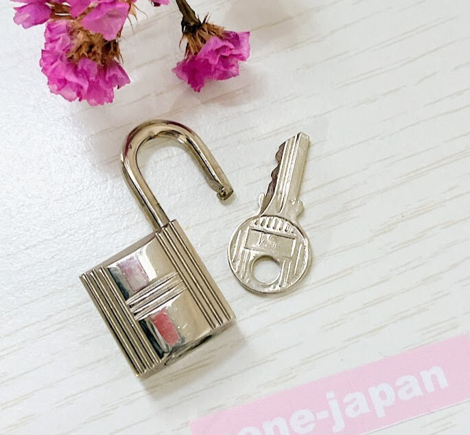 HERMES Padlock & Key Cadena Silver Charm Number random Authentic Japan NM F/S