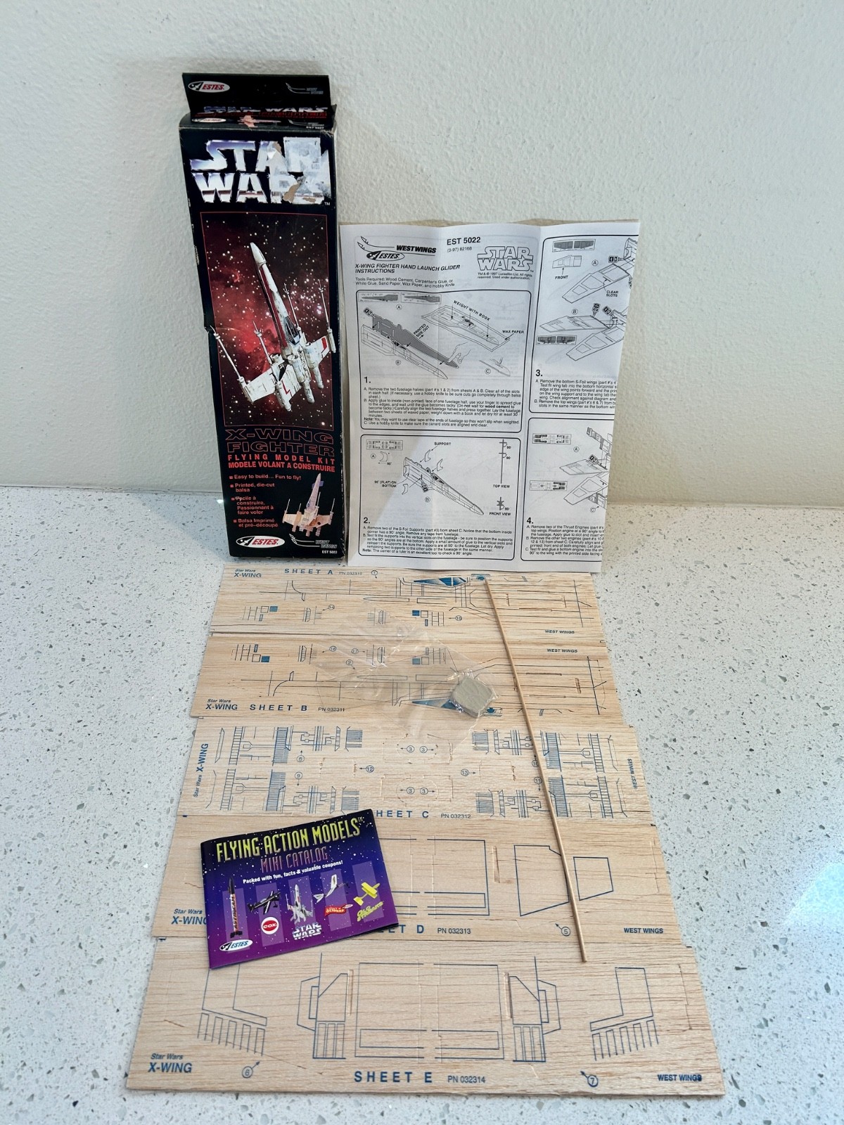 ESTES Star Wars X-Wing Fighter Flying Model Kit in Original Box - 1996 Est 5022
