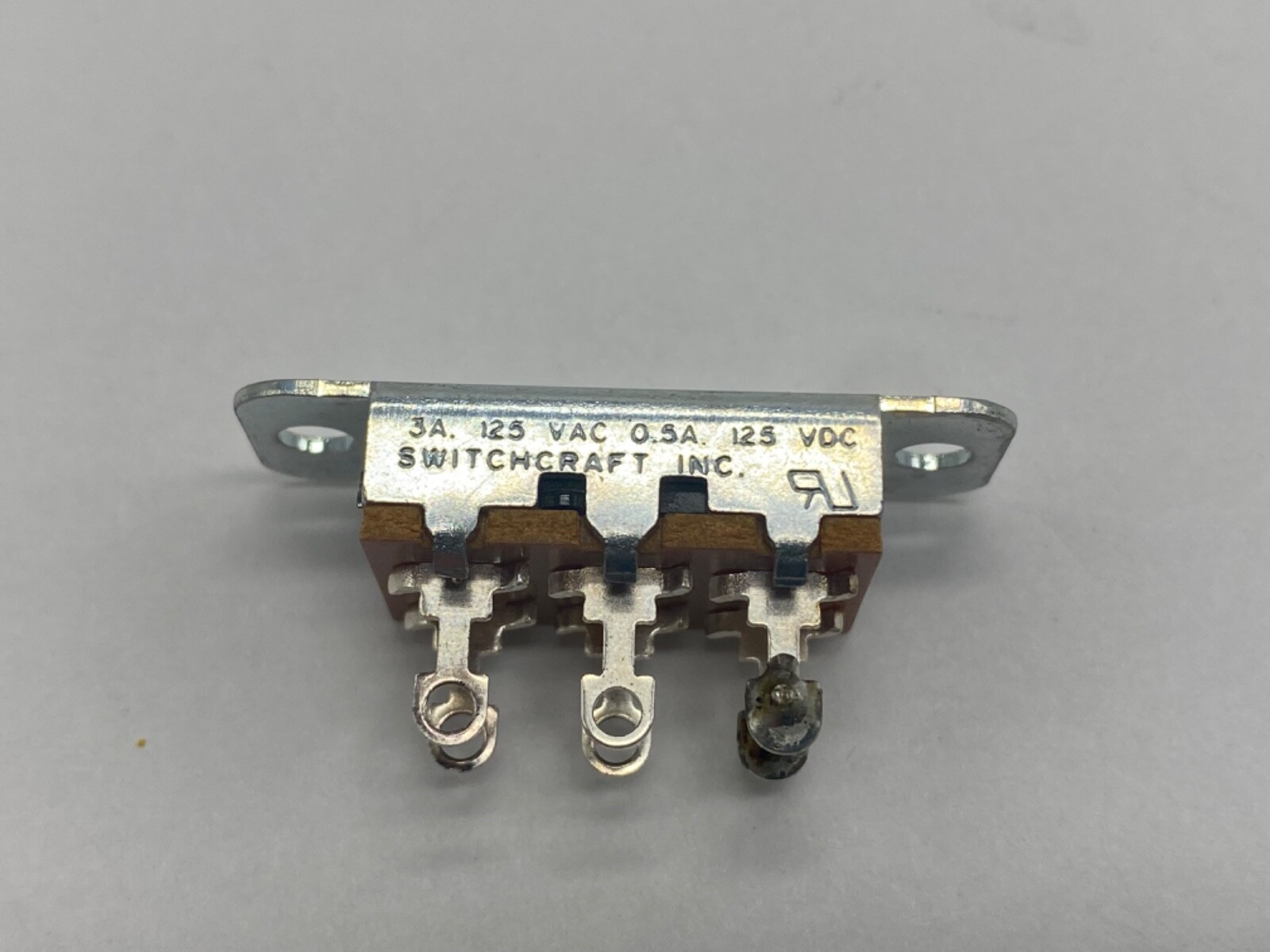 SwitchCraft slide switch 46256LFRX