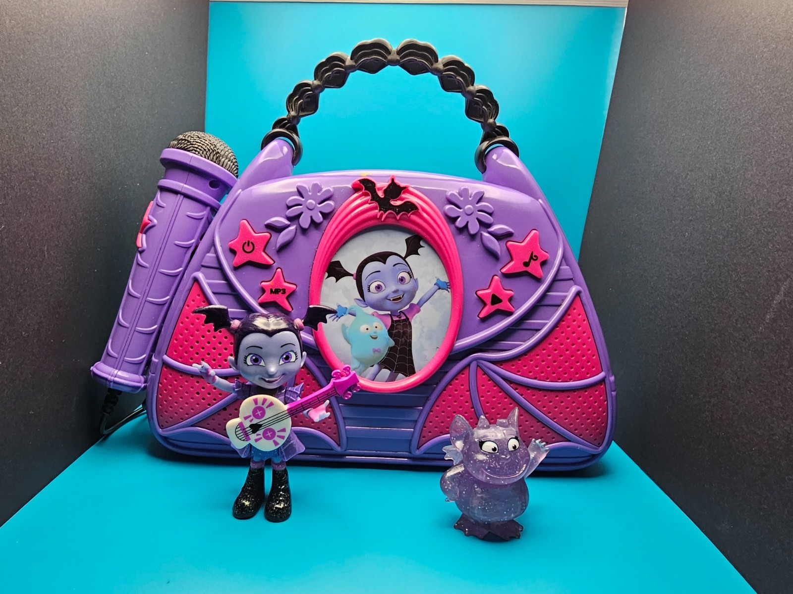 Disney Jr Vampirina & Gregoria Figures w/ MP3 Sing Along Boombox & Microphone
