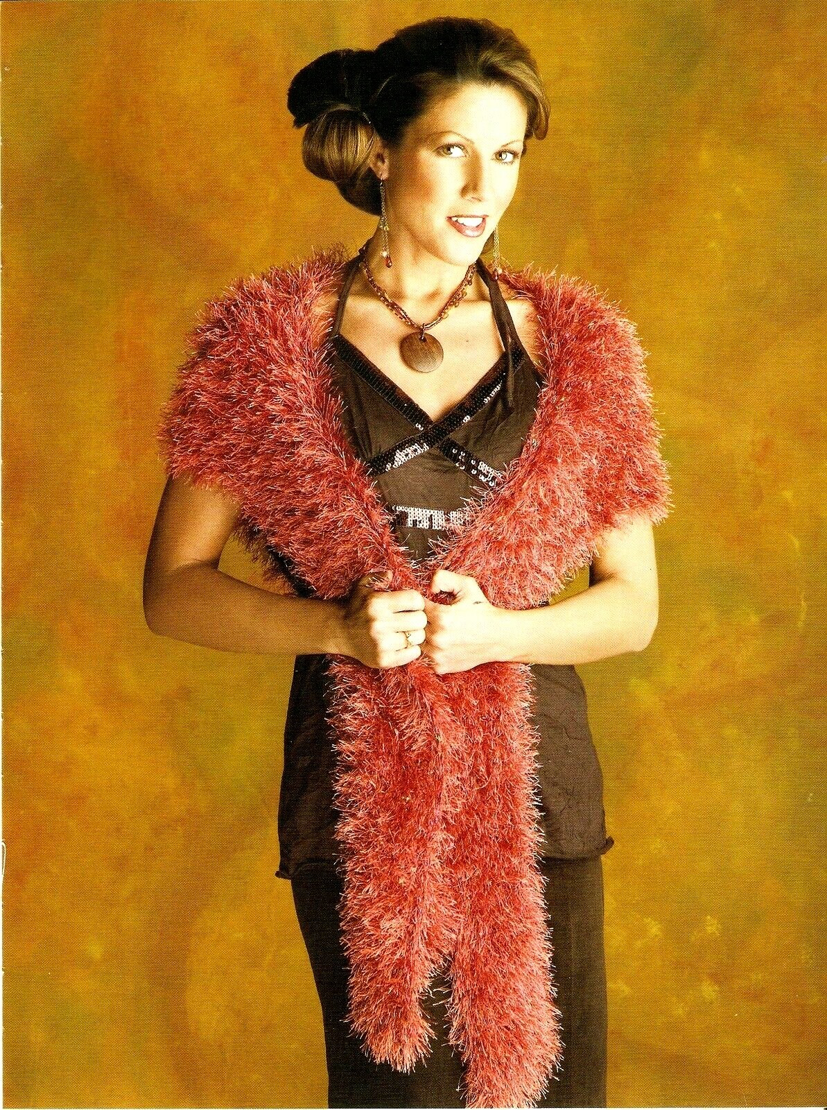 COZY Shoulder Snuggling Fur Wrap/Stole/Apparel/ Crochet Pattern INSTRUCTIONS