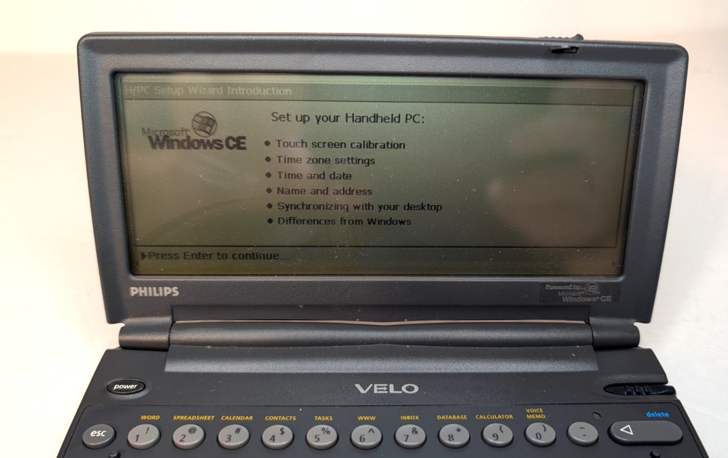 Philips Velo 500 Series Palmtop Pocket Computer Windows CE -- Vintage Computer