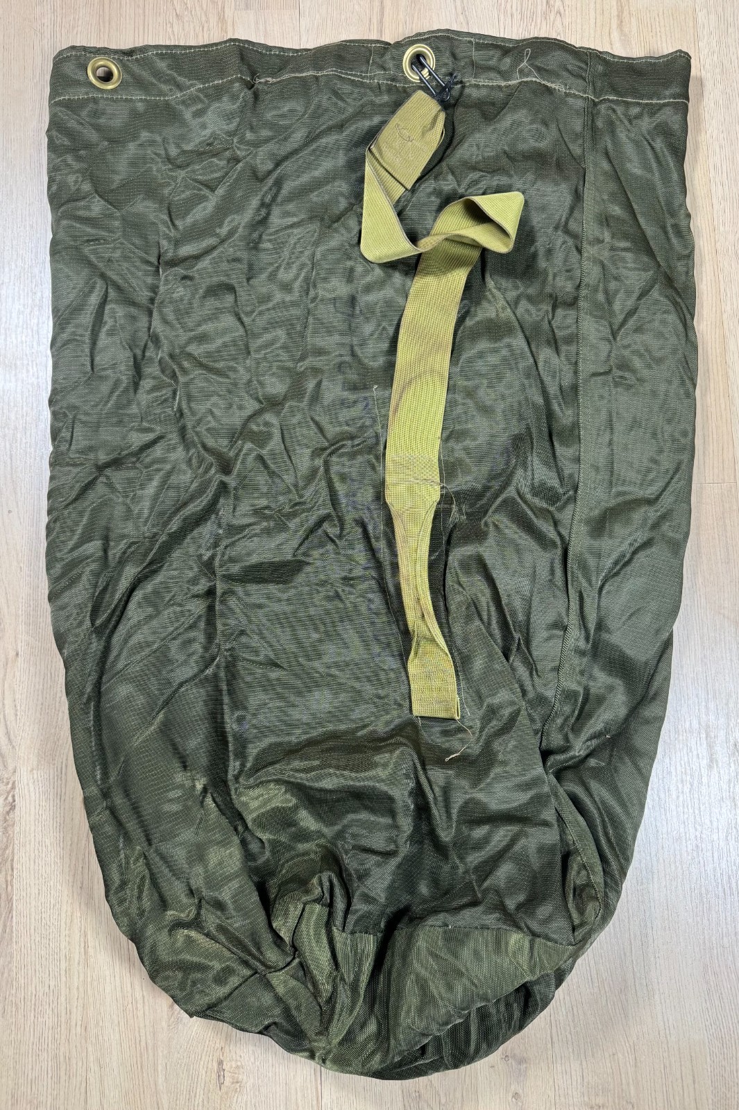 Vintage US Army Style Military Duffle Bag OD Green Sea Bag Carry Straps Backpack