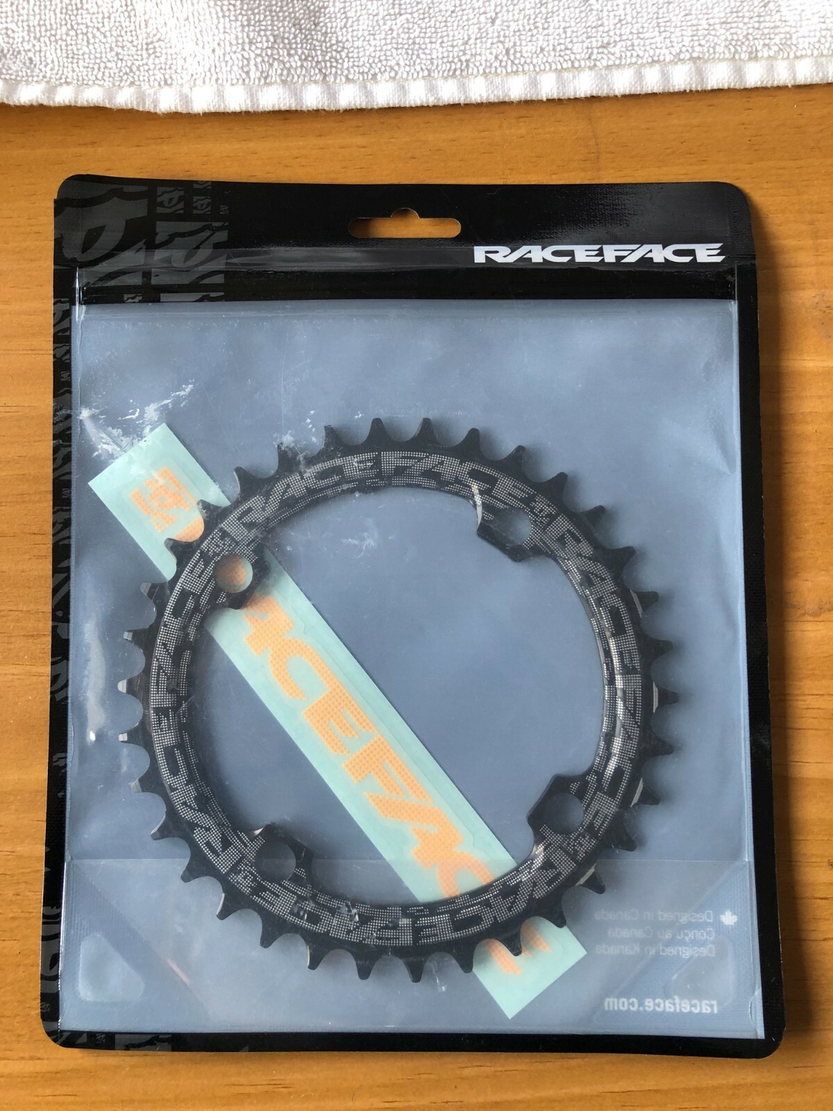 RaceFace 34T Narrow Wide Chainring 104 BCD Black NEW