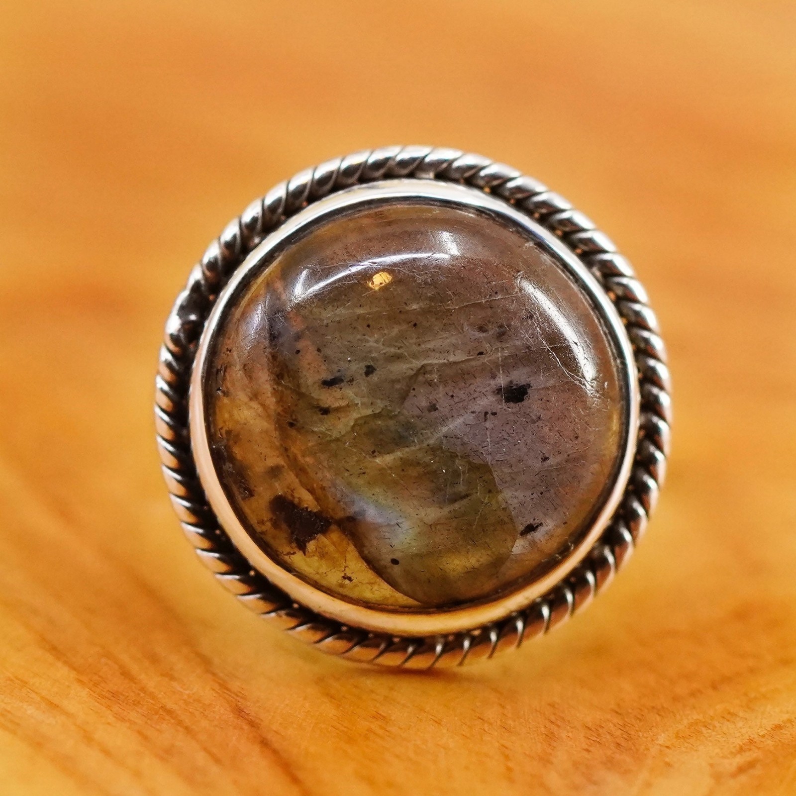 Size 7.25, vintage sterling 925 silver handmade ring with round labradorite