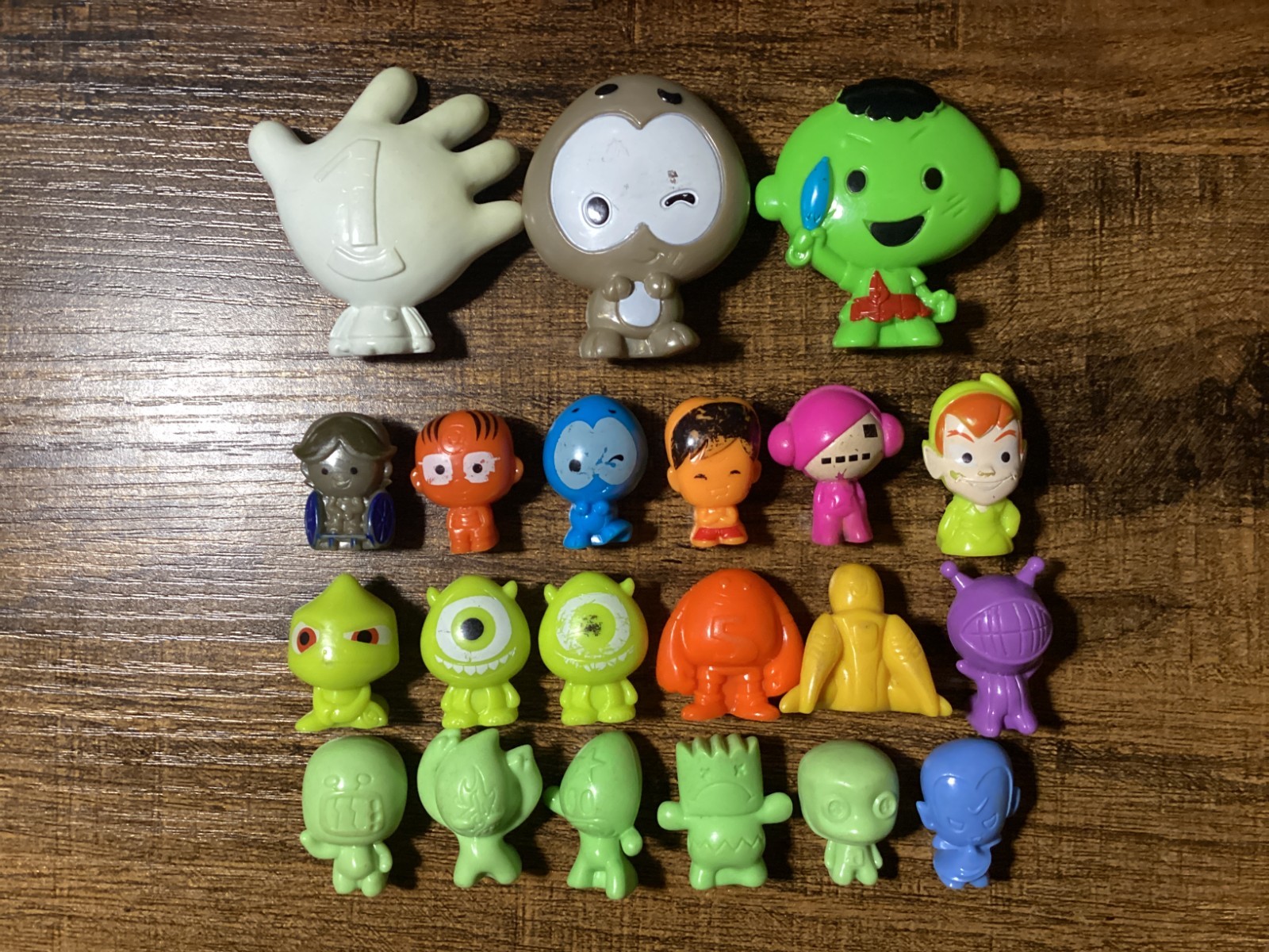 Lot of Brazil Gogo's Crazy Bones (Monicas Gang, Urban Toys, Disney, Fut) Damaged