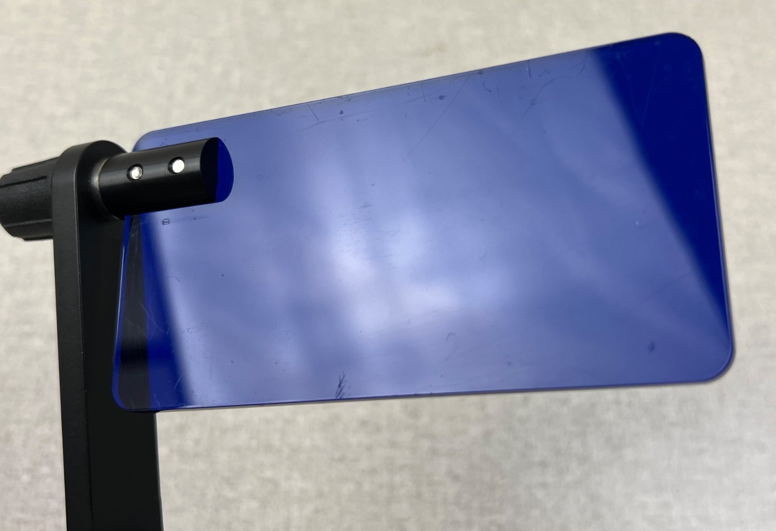 ZEISS Microscope glare shield and fluorescence protection shield