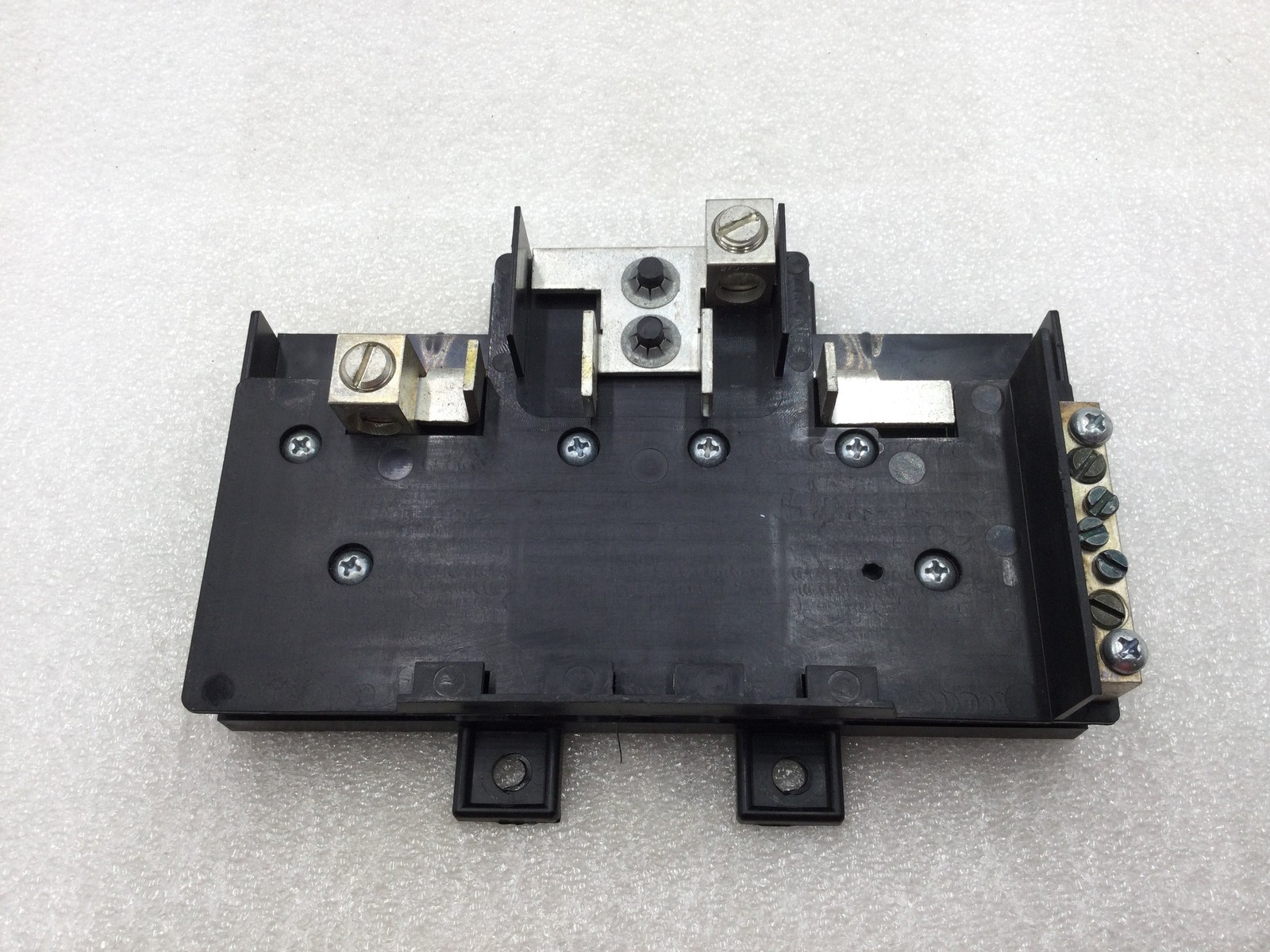 Square D/Homeline 60 Amp 4 Space 120/240 VAC Load Center Guts Only 7.5" X 5.5"