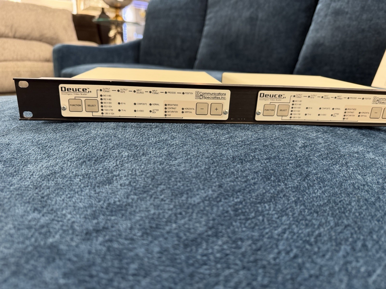 2! Deuce Intelligent Video Scaler Rackmount 2200