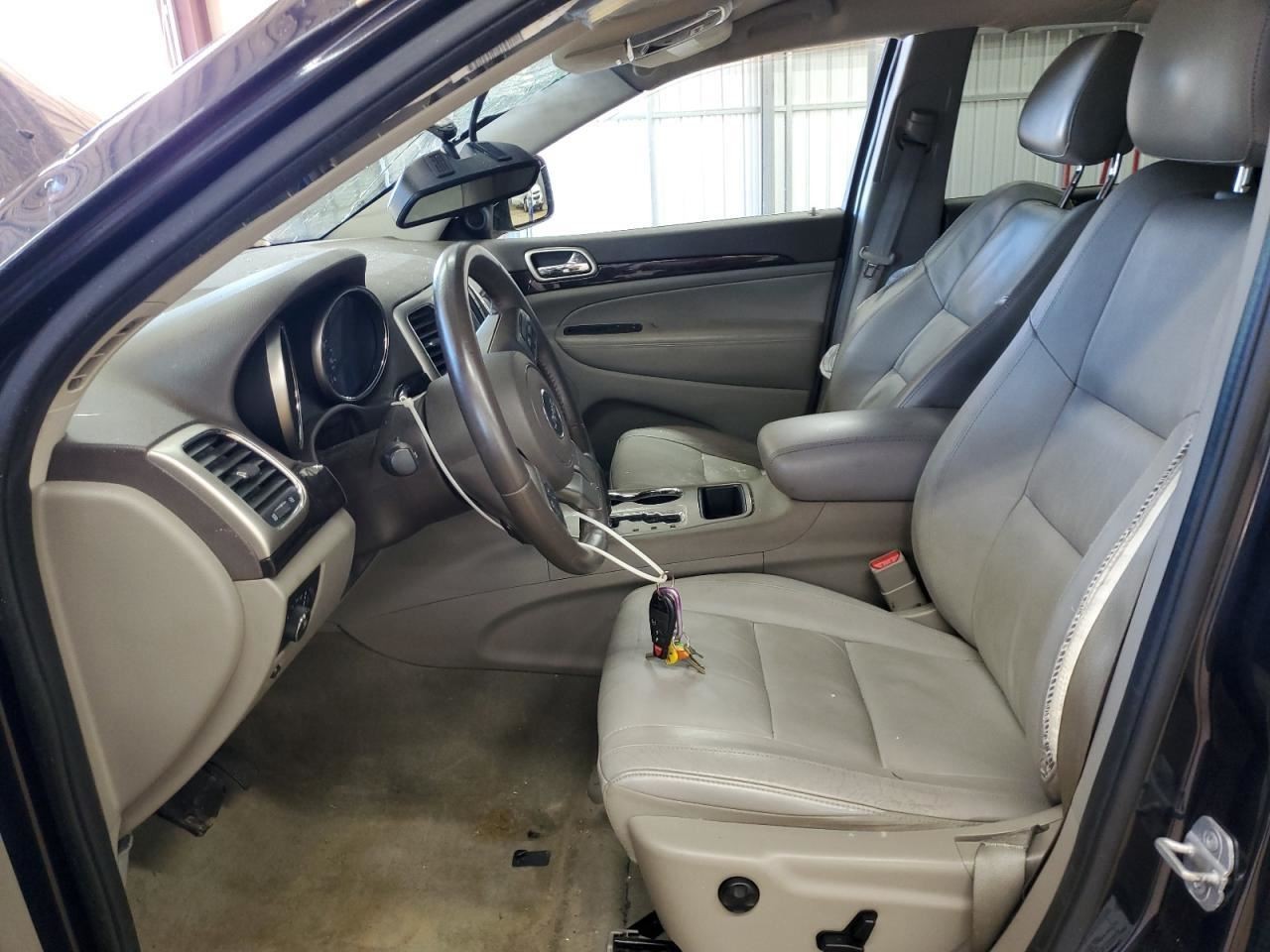 CHERGRAND 2013 Glove Box 4907117