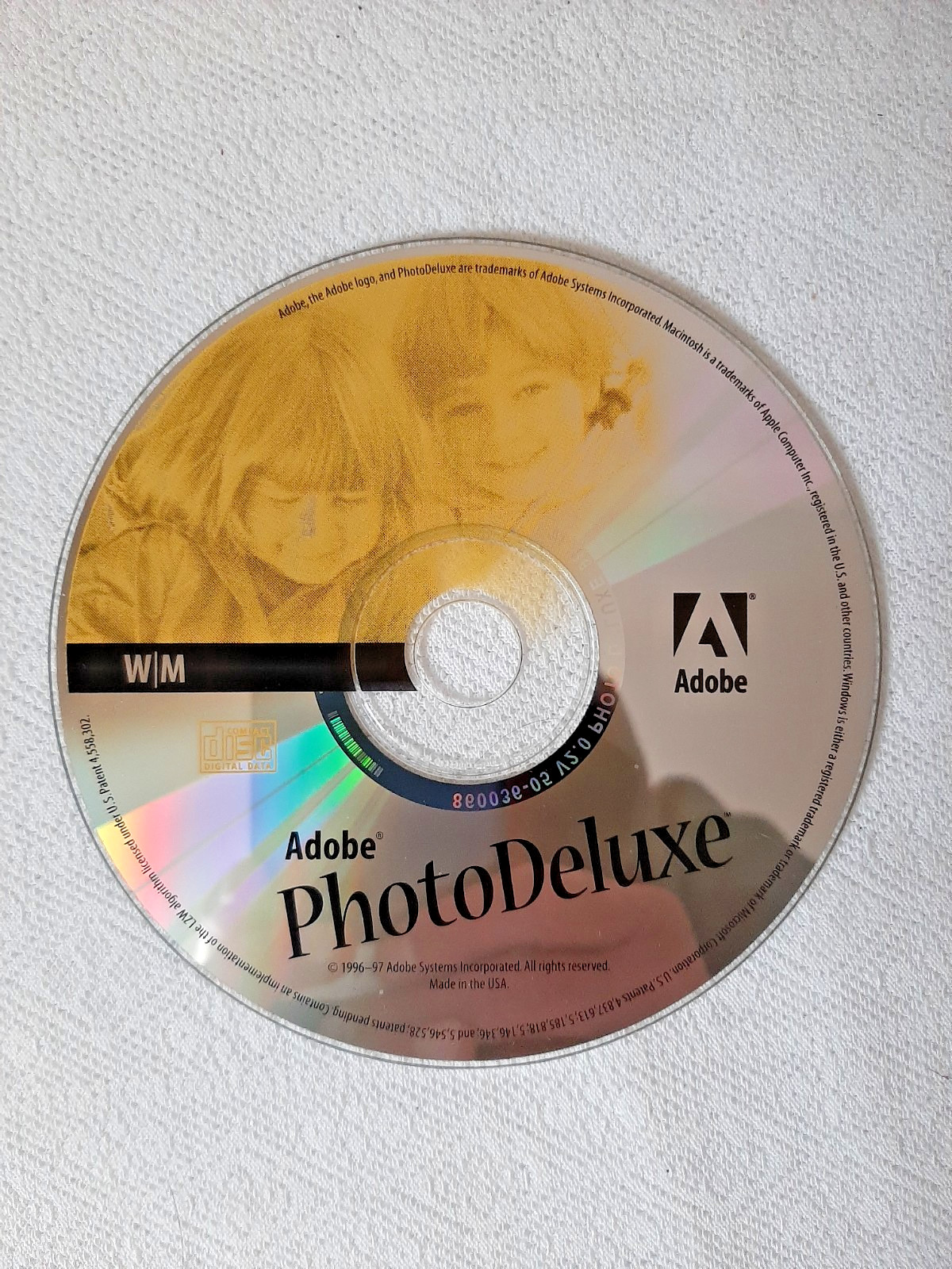 Adobe Photo Deluxe Vintage For Windows PC / Macintosh CD-ROM 1997 Version 2.0