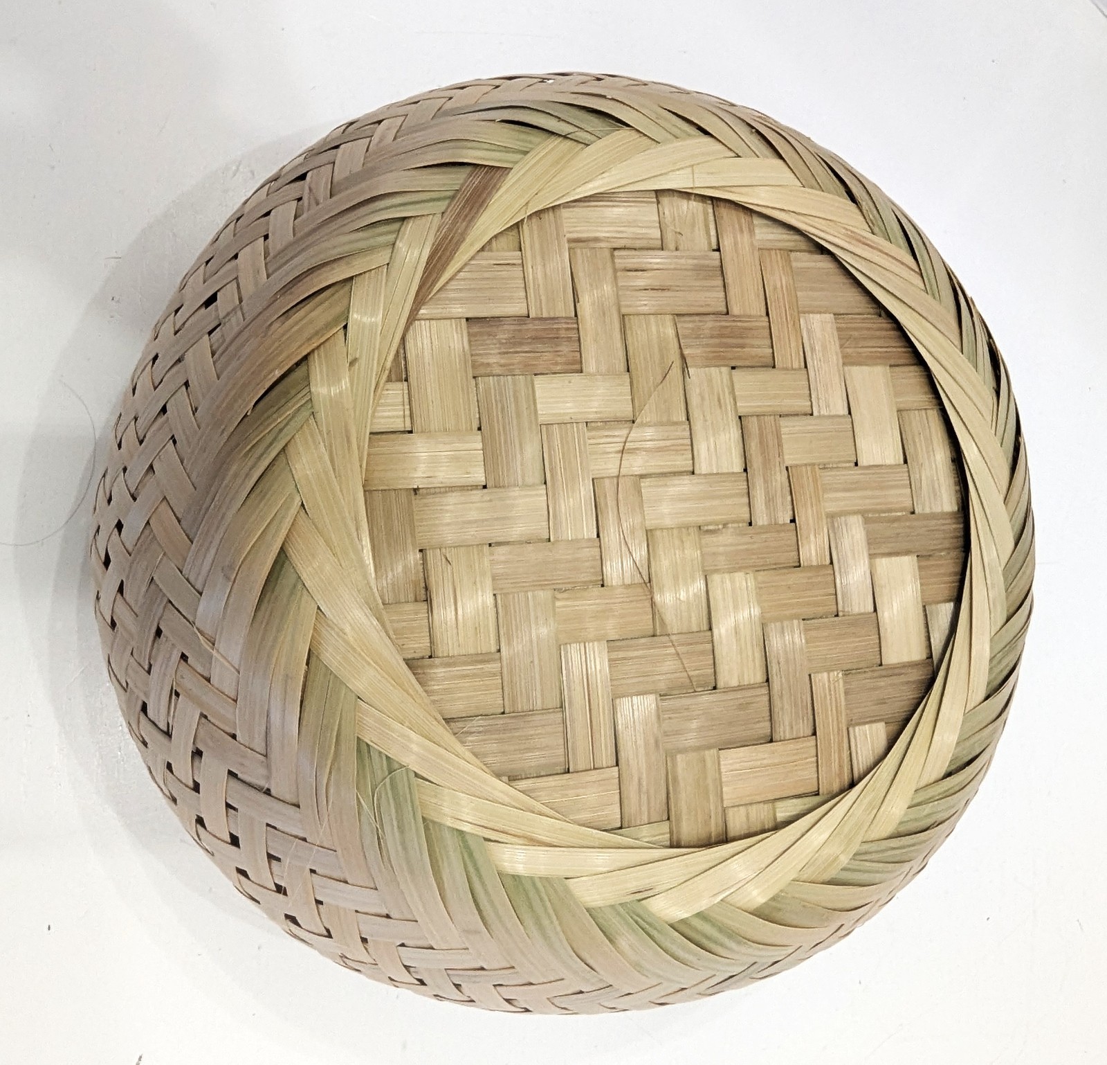 3 Crate and Barrel Nesting BAMBU Bamboo Natural Nesting Baskets 10" 8" 6" NEW