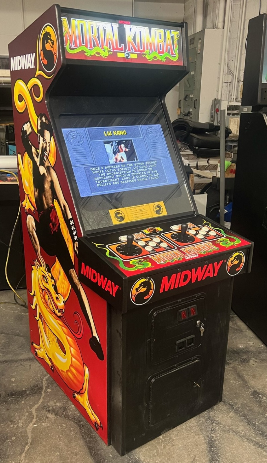 MORTAL KOMBAT ARCADE MACHINE by MIDWAY 1992