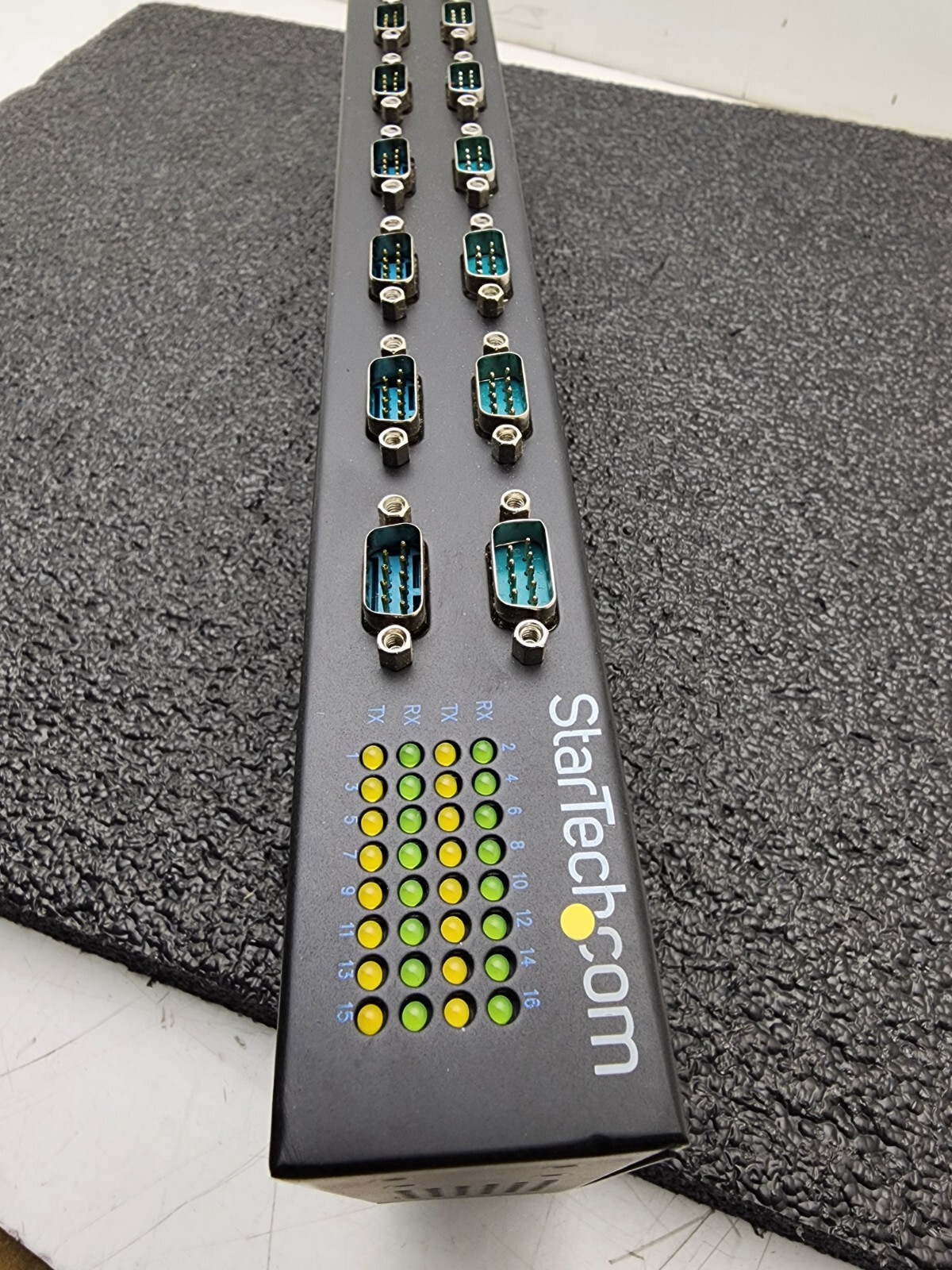 StarTech ICUSB23216F 16-Port FTDI USB B to RS232 Serial Multiplexer COM Adapter