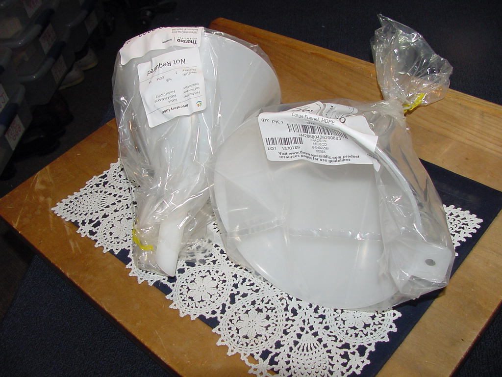 Two (2) Thermo Scientific 4262-0080, Large Funnels, 203mm, HDPE, NEW In Package!