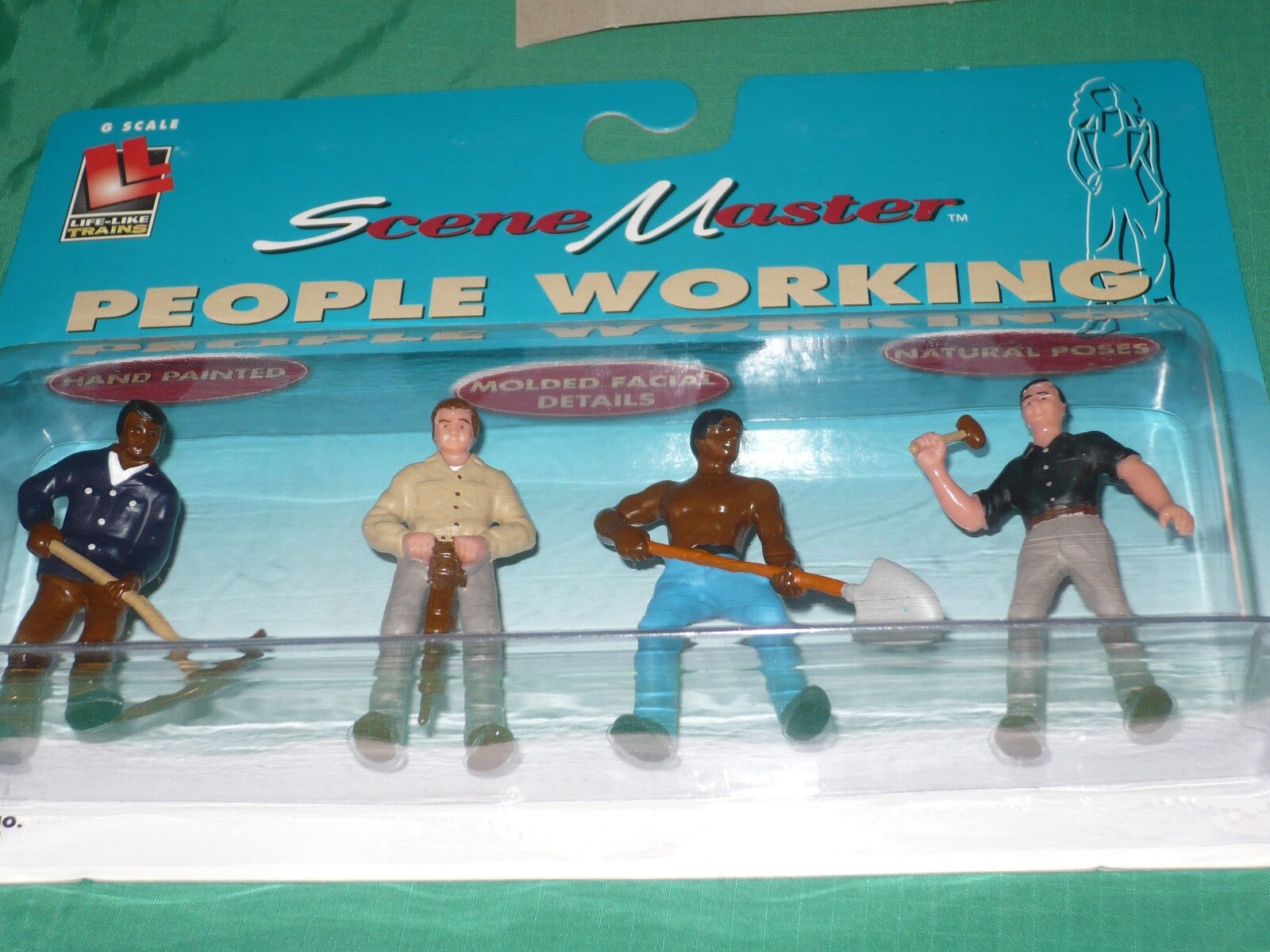 Walthers Life-Like G #1801 Scene Master Series "People Working" - details below