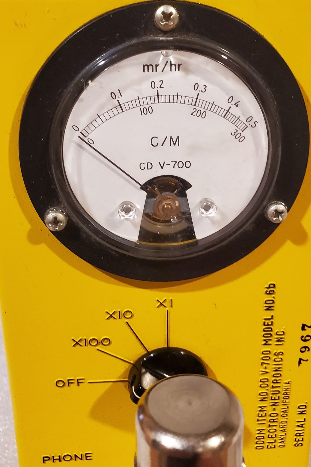 Civil Defense Model 6B Geiger Counter CD V-700 Electro-Neutronics