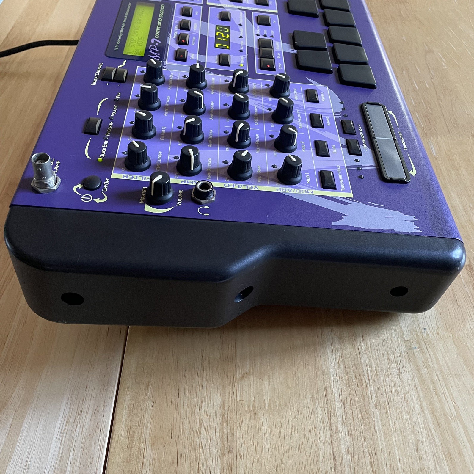 E-MU MP-7 Command Station - 7760 MPC-style synthesizer, drum machine, sequencer