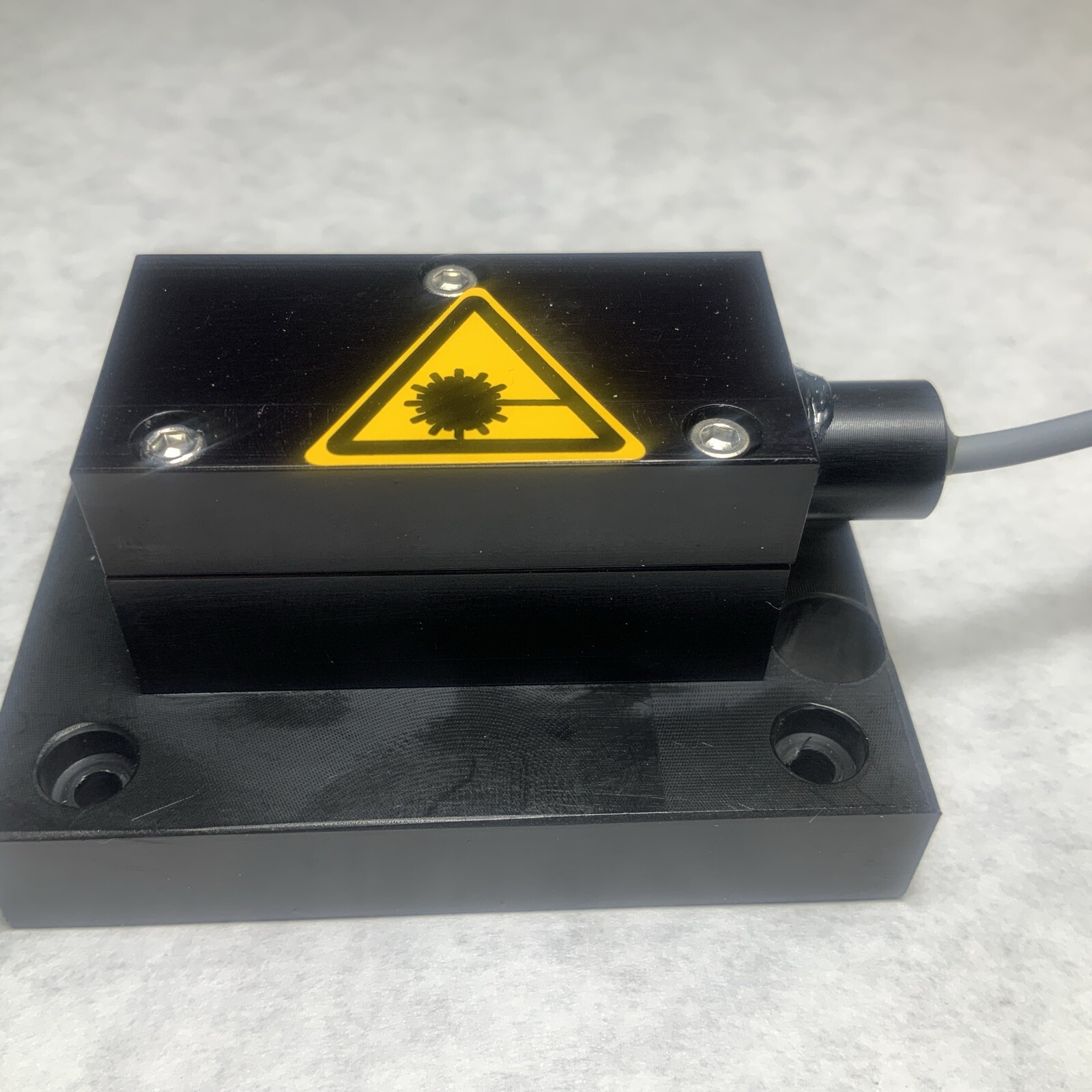 BLAU FP-53/5AAF-AV-SD- LPT-0.65 Laser module green