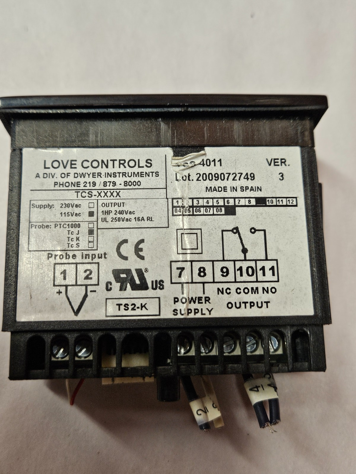 LOVE CONTROLS TS2-K Digital Temperature Controller – 230VAC – Used