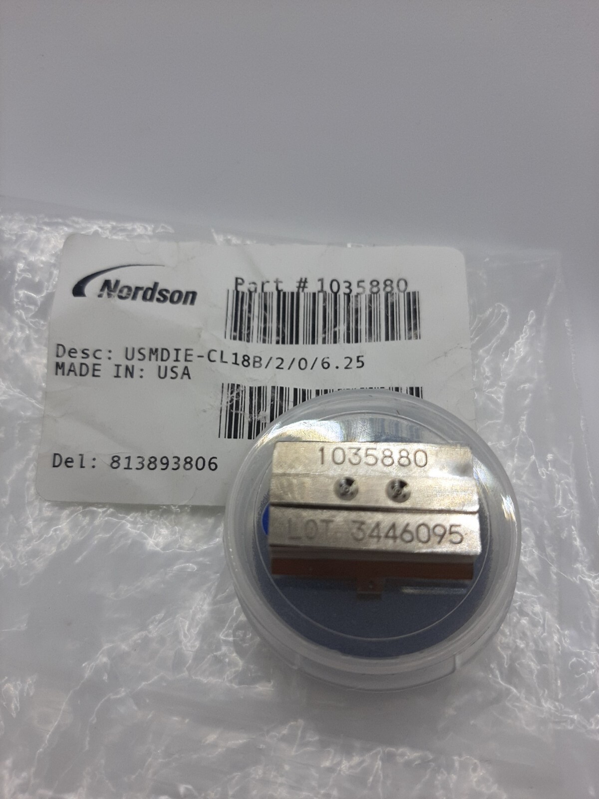NEW -  NORDSON glue Nozzle 1035880 USMDIE-CL18B/2/0/6.25 Made in USA