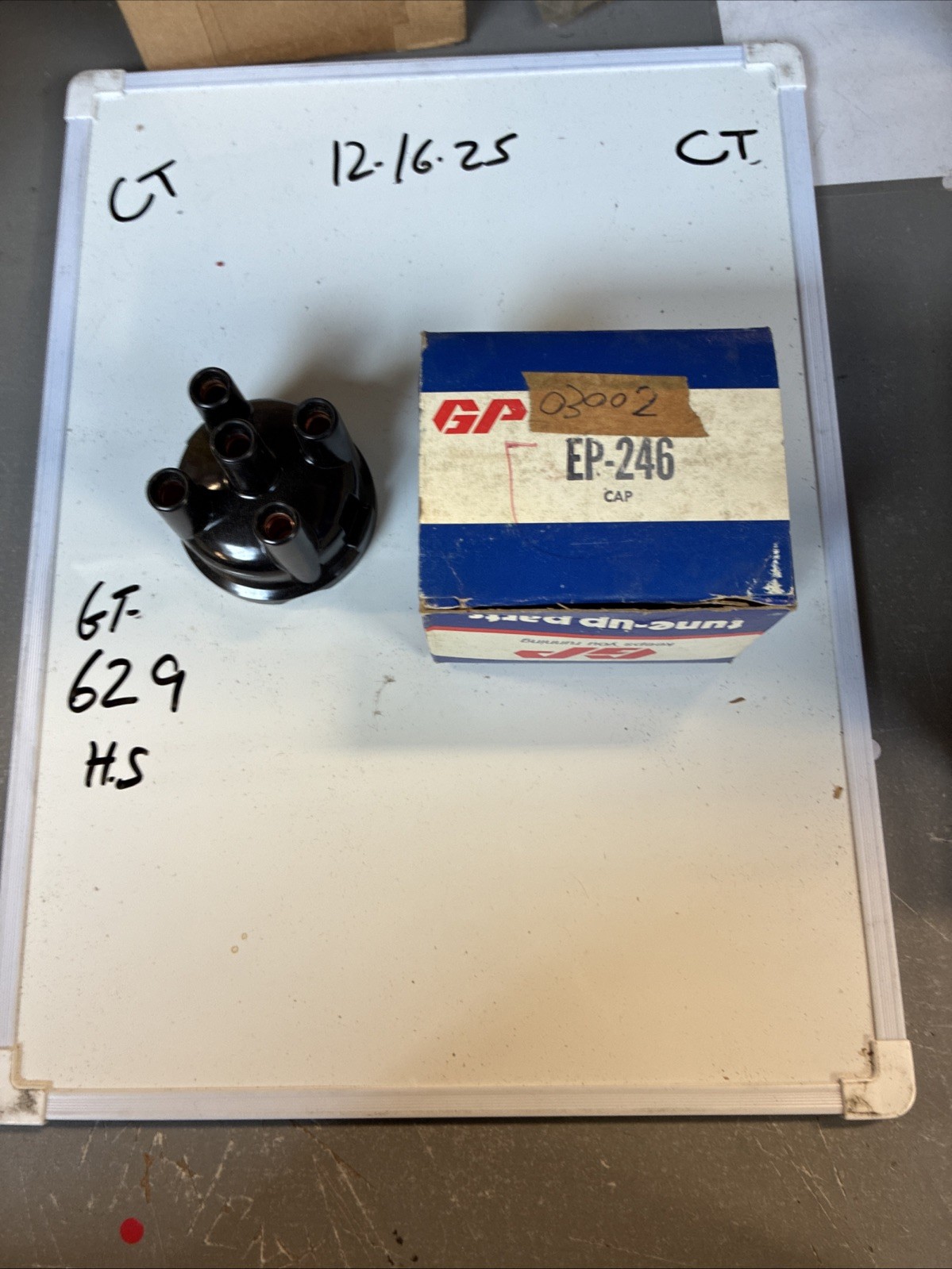 (1) NOS Guarantee, Part  Distributor Cap EP246