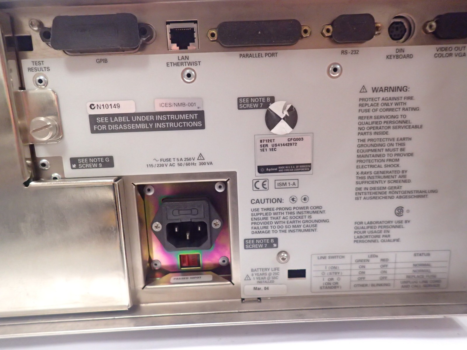 HP / KEYSIGHT / AGILENT 8712ET RF NETWORK ANALYZER 300kHz - 1.3GHz (70 Ohm)