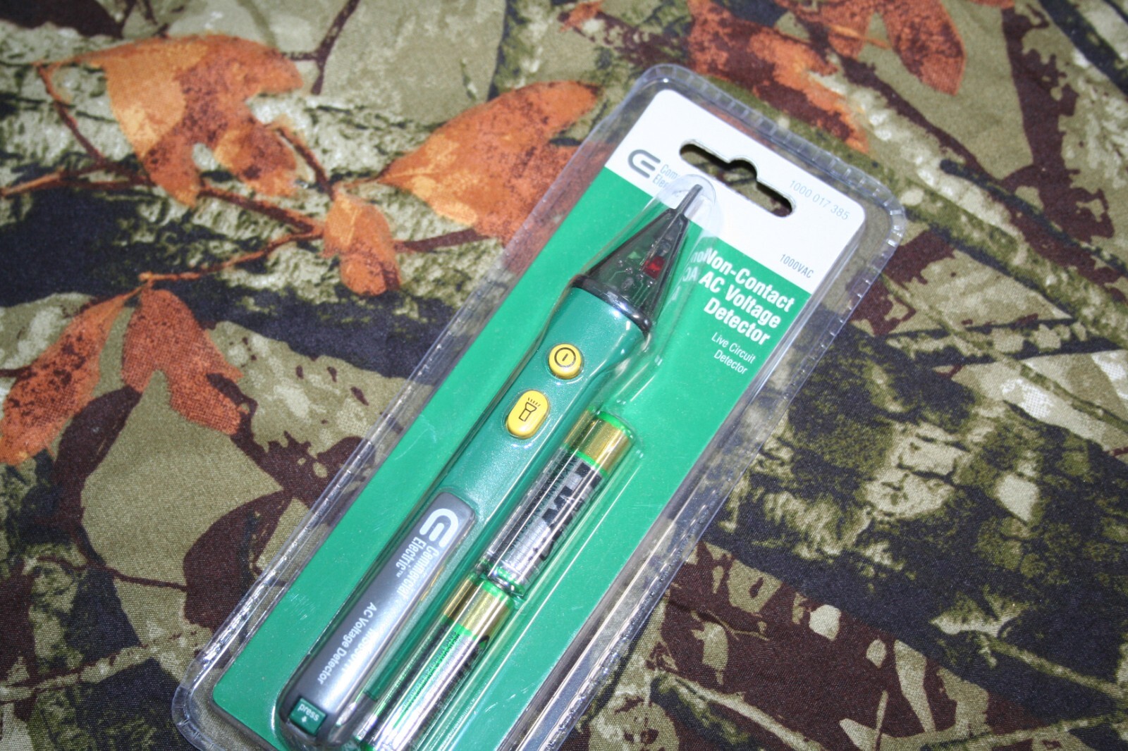 New - Commercial Electric Non Contact AC Voltage Detector